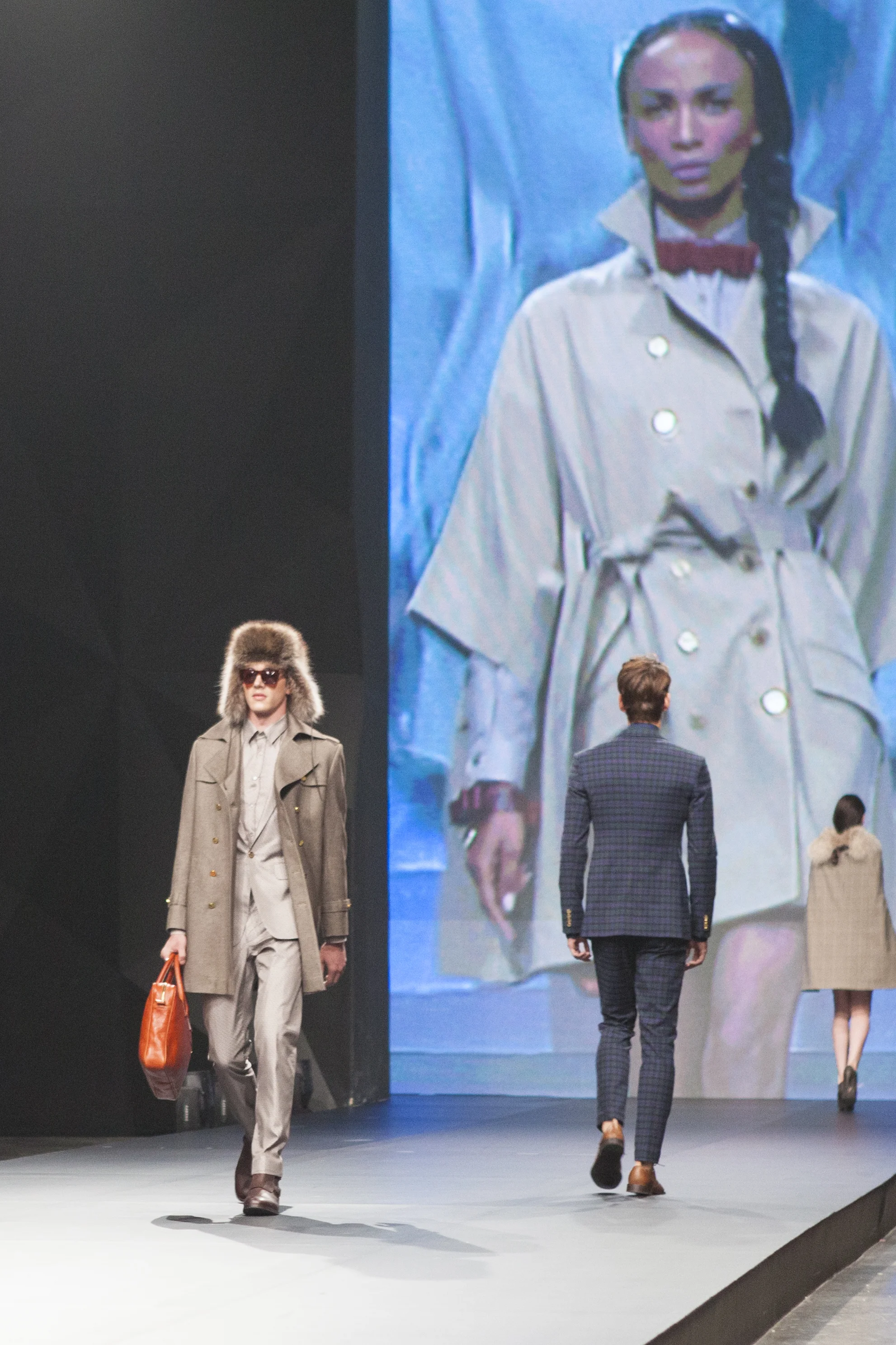 DUBAI FASHION WEEK - APRIL 2014