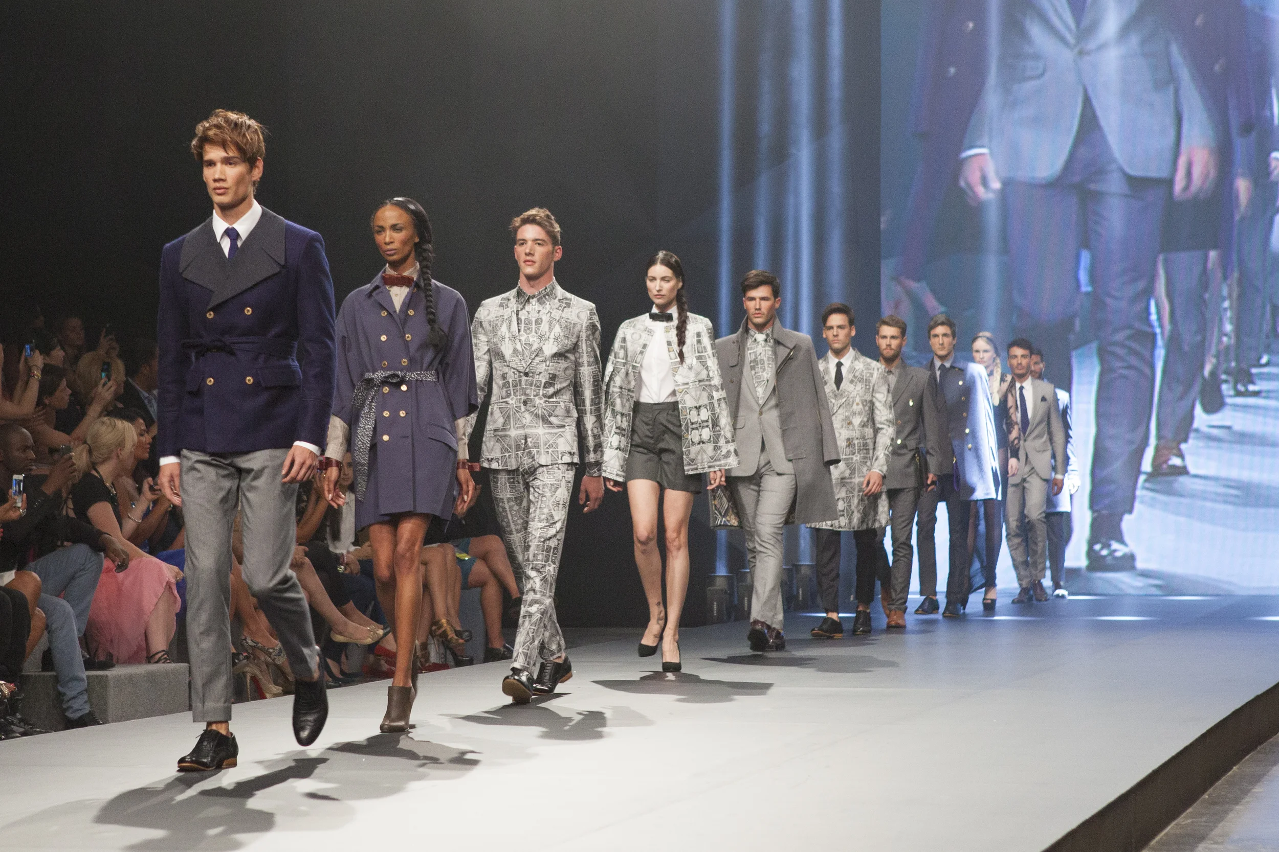 DUBAI FASHION WEEK - APRIL 2014