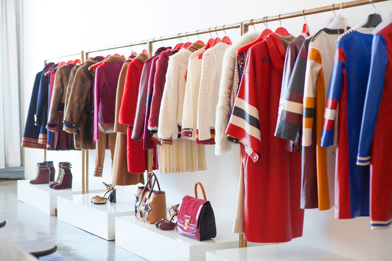 TOMMY HILFIGER - SHOW ROOM