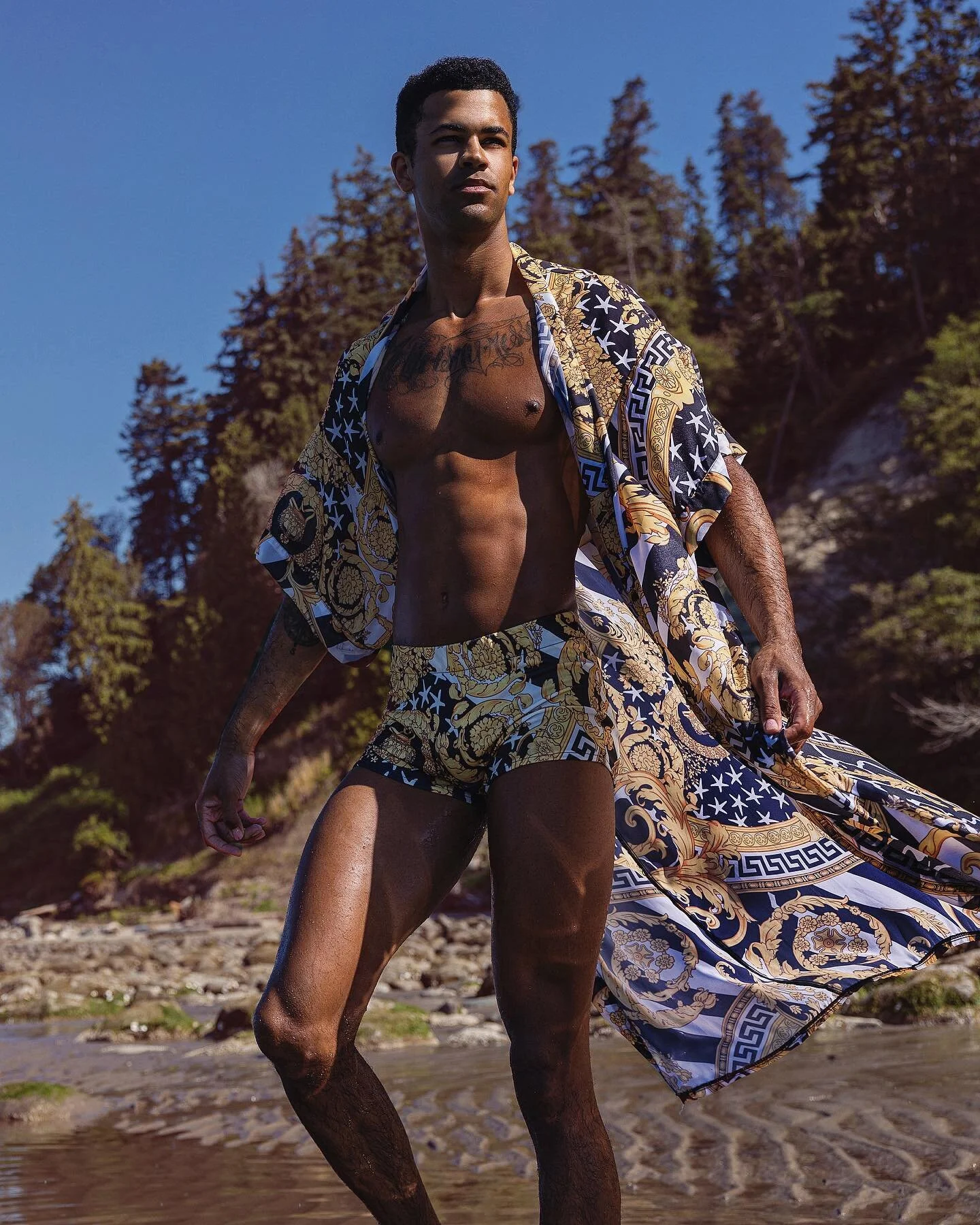 D A M i O N 📸✨ 

Recent #covershoot for @desnudomag 

MODEL Damion Algbekaen @damionslife 
PHOTOGRAPHER JAMiE MANN @jamie_mann 
STYLING @jamie_mann 

Damion wearing @meijorofficial