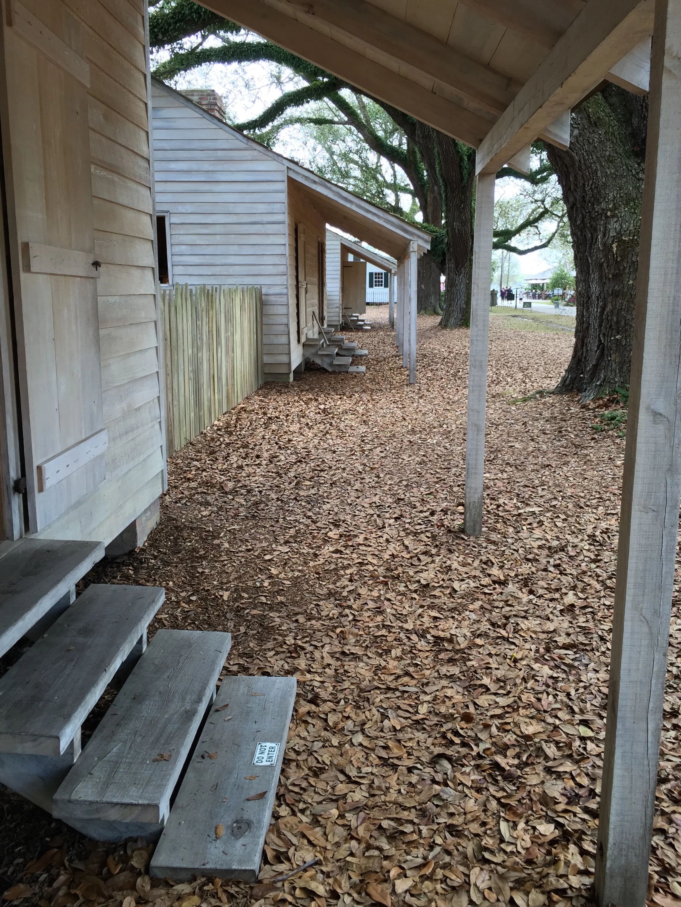 Slave quarters (click to enlarge)