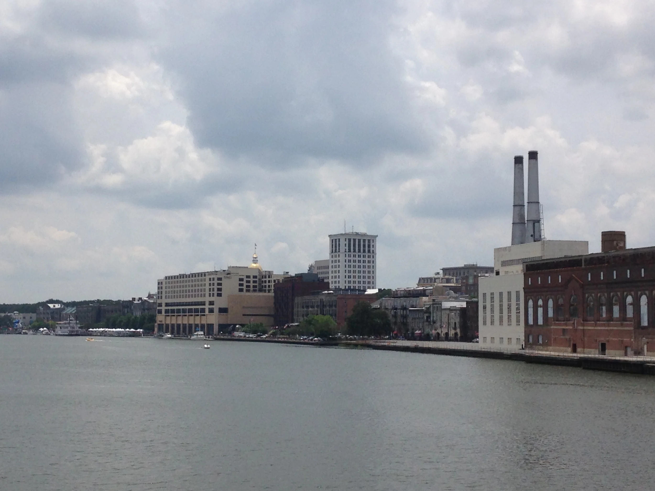 A drive through the Savannah Historic District