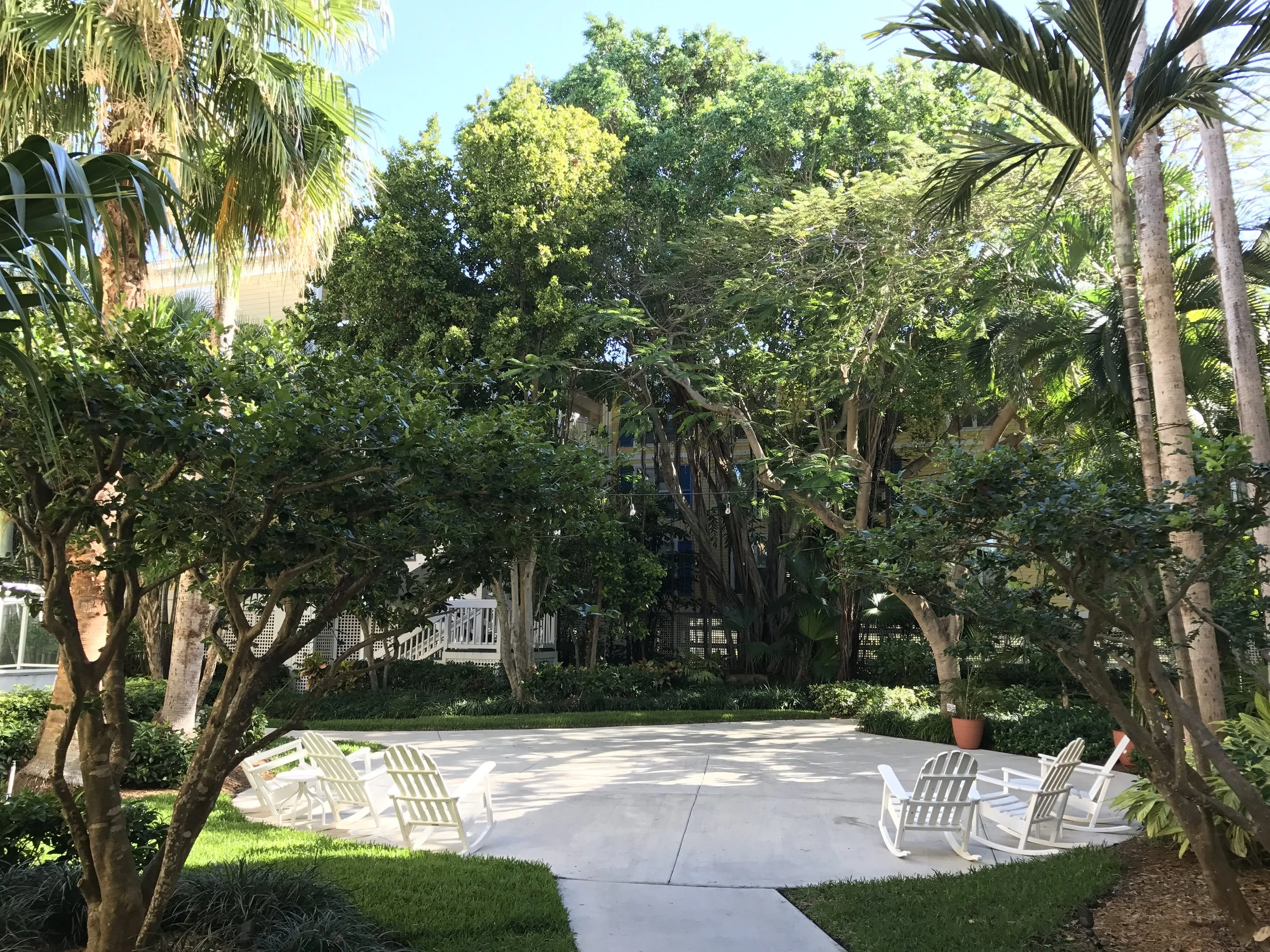 Courtyard with rocking chairs