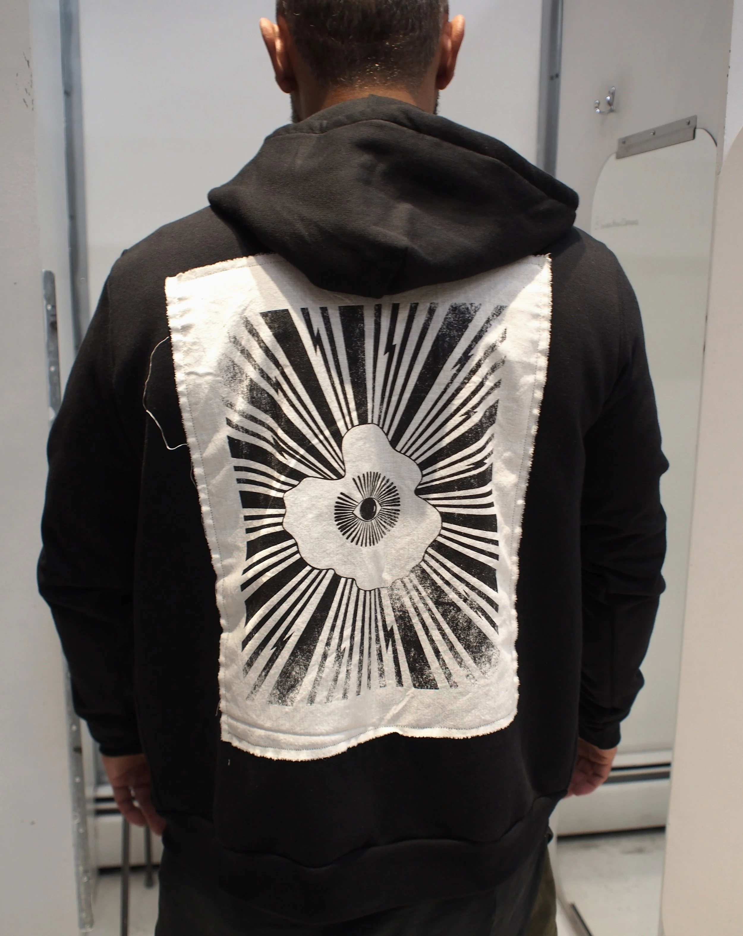 Le Fonce Poppy patch slim fit zip hoodie - Black
