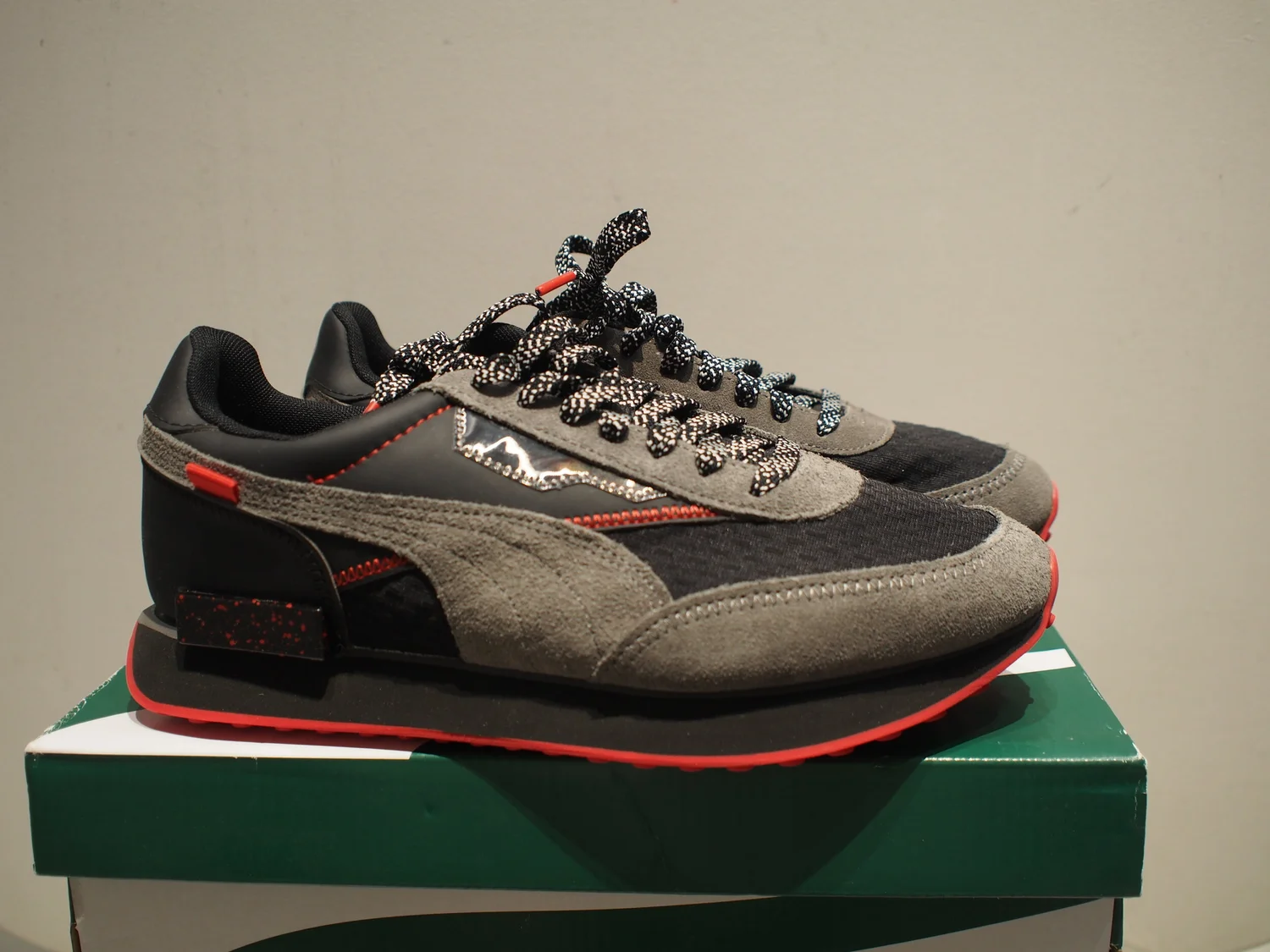 PUMA x BATMAN Court Rider Basketball Shoes — GLOBAL ATOMIC