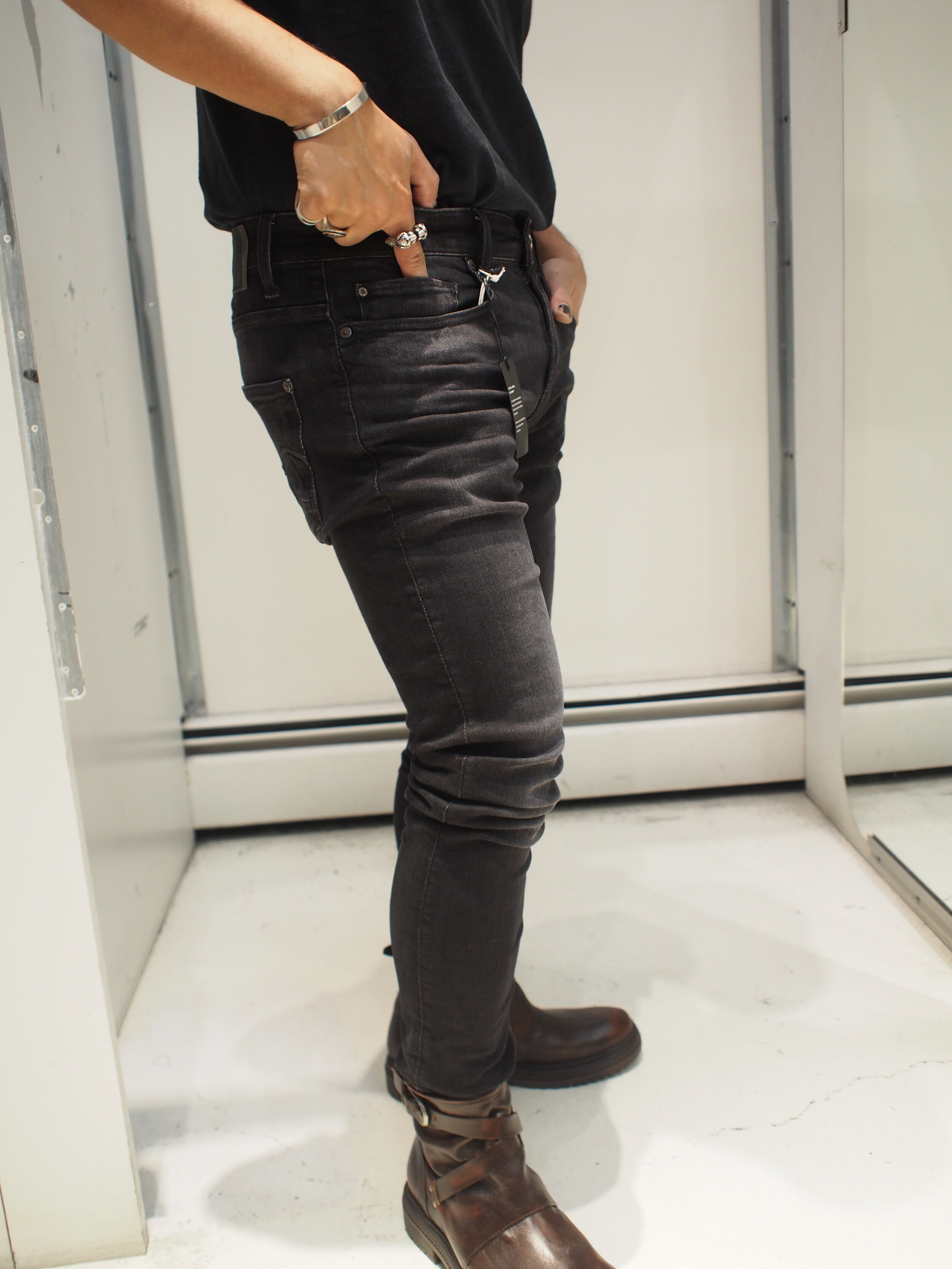 G-Star Raw Revend Skinny Jeans - Elto Superstretch Medium Aged Faded Black  — global atomic designs inc