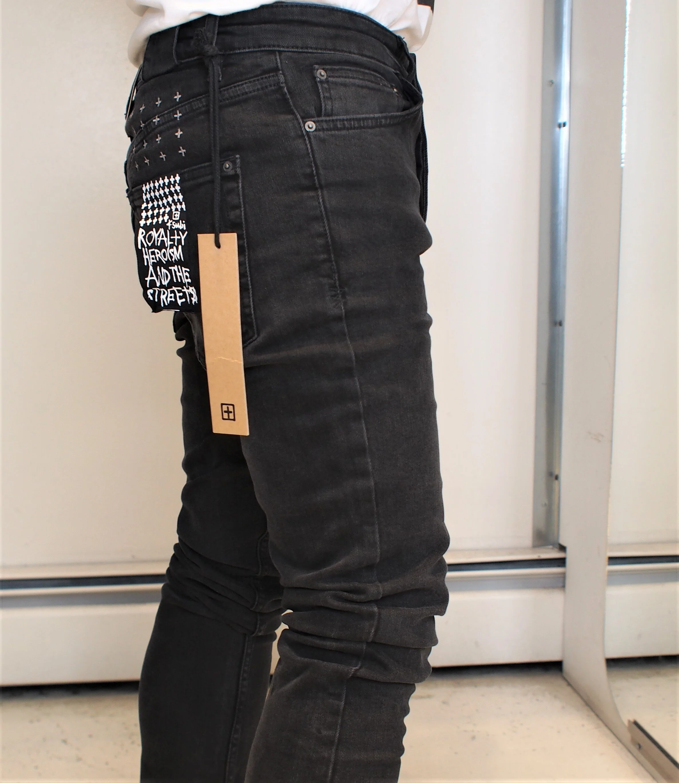 KSUBI Chitch Krow Black washed slim 