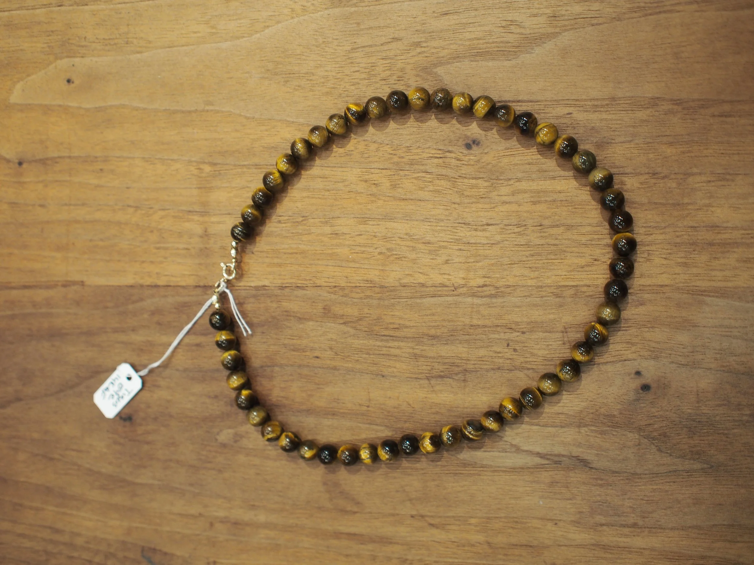 Scandinavia Wolf Tiger's Eye short beaded necklace