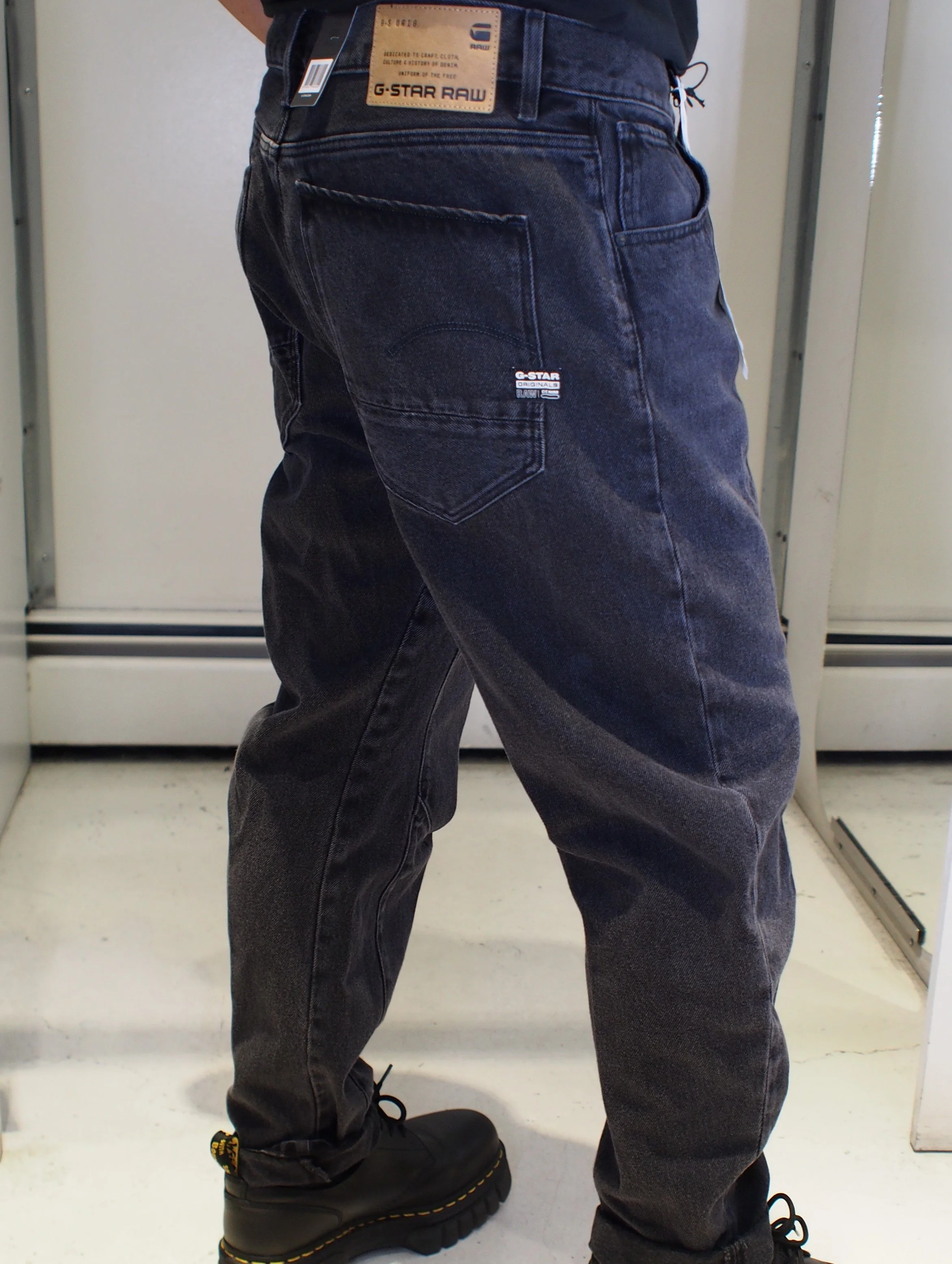 G-Star Raw Arc 3D BF Jeans - Bullet Organic BLK Denim - Worn in