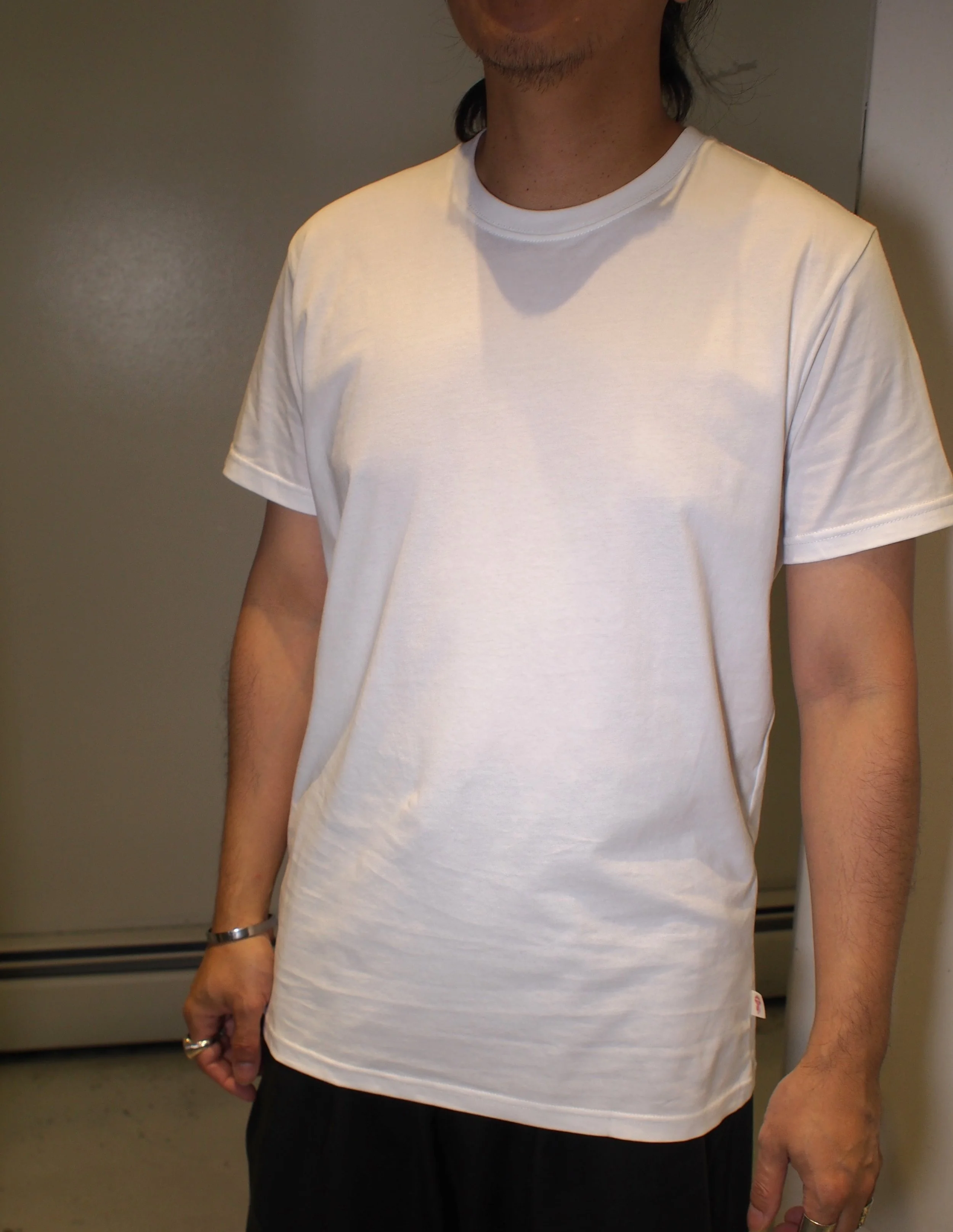 Revolution RVLT Evergreen classic fit crew neck tee - White