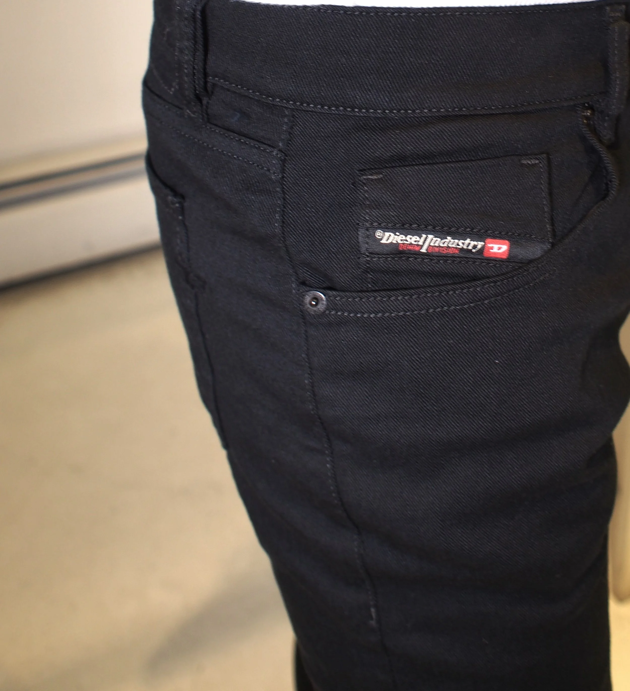 DIESEL 2019 D-Strukt Pitch Black slim stretch jeans - 069YP