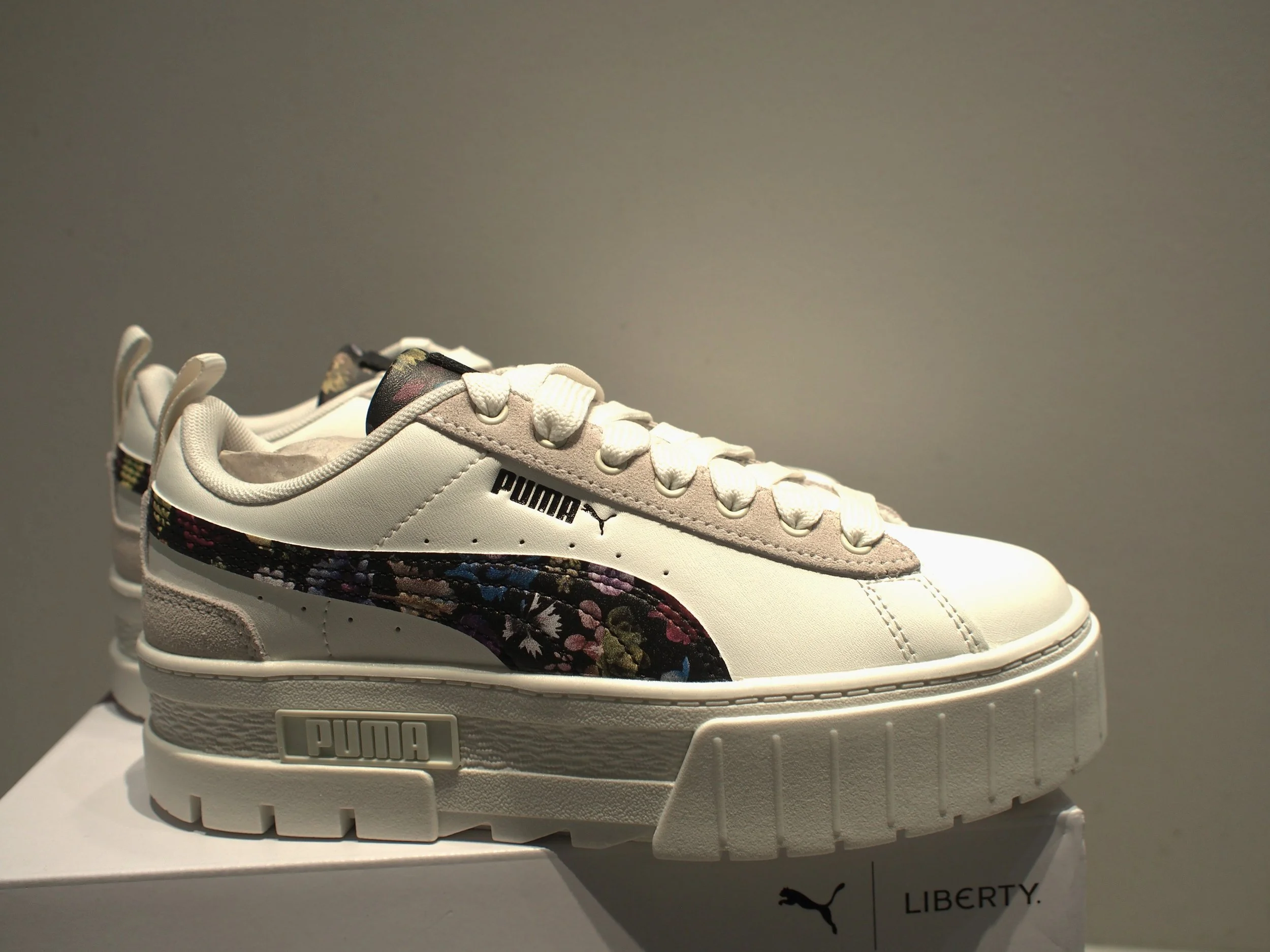 PUMA x LIBERTY floral formstrip Mayze platform sneakers White/Dark  Florals — GLOBAL ATOMIC DESIGNS