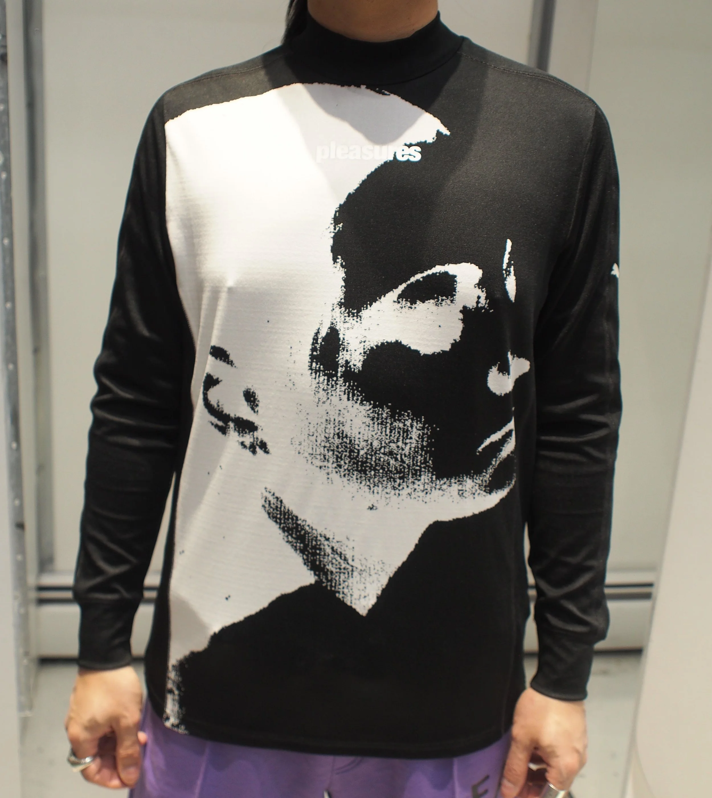 PUMA x PLEASURES graphic slim fit mock neck base layer - Black