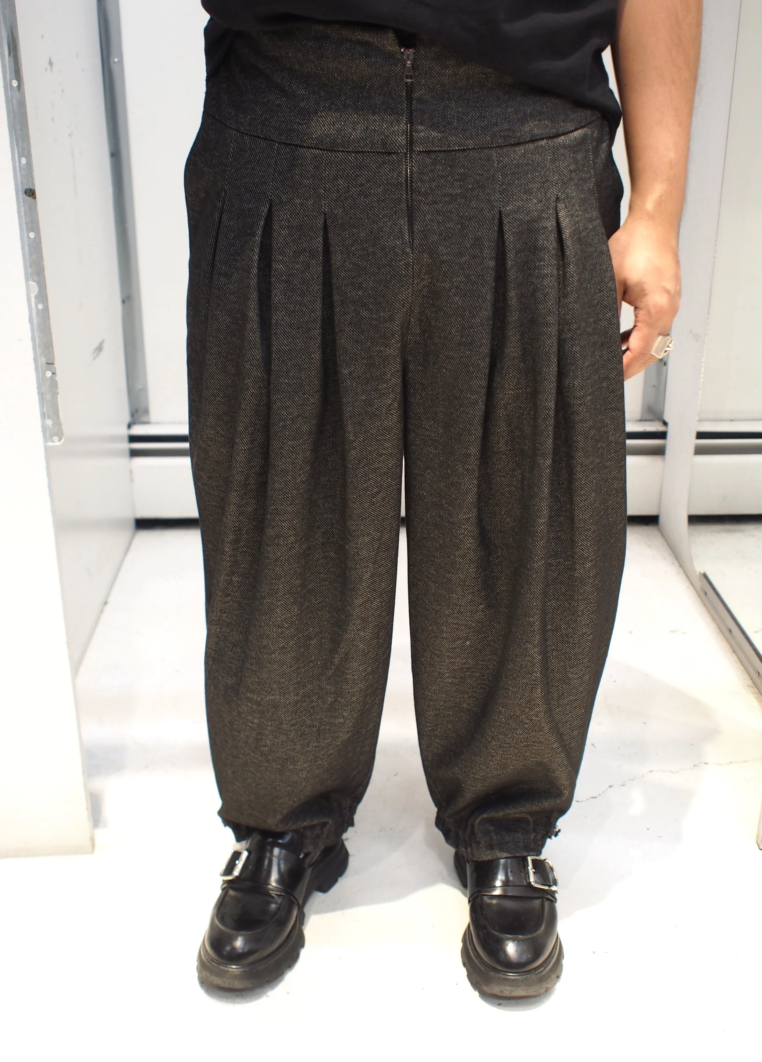 Lotus Eaters VADIN herringbone knit balloon pants - Grey/Black