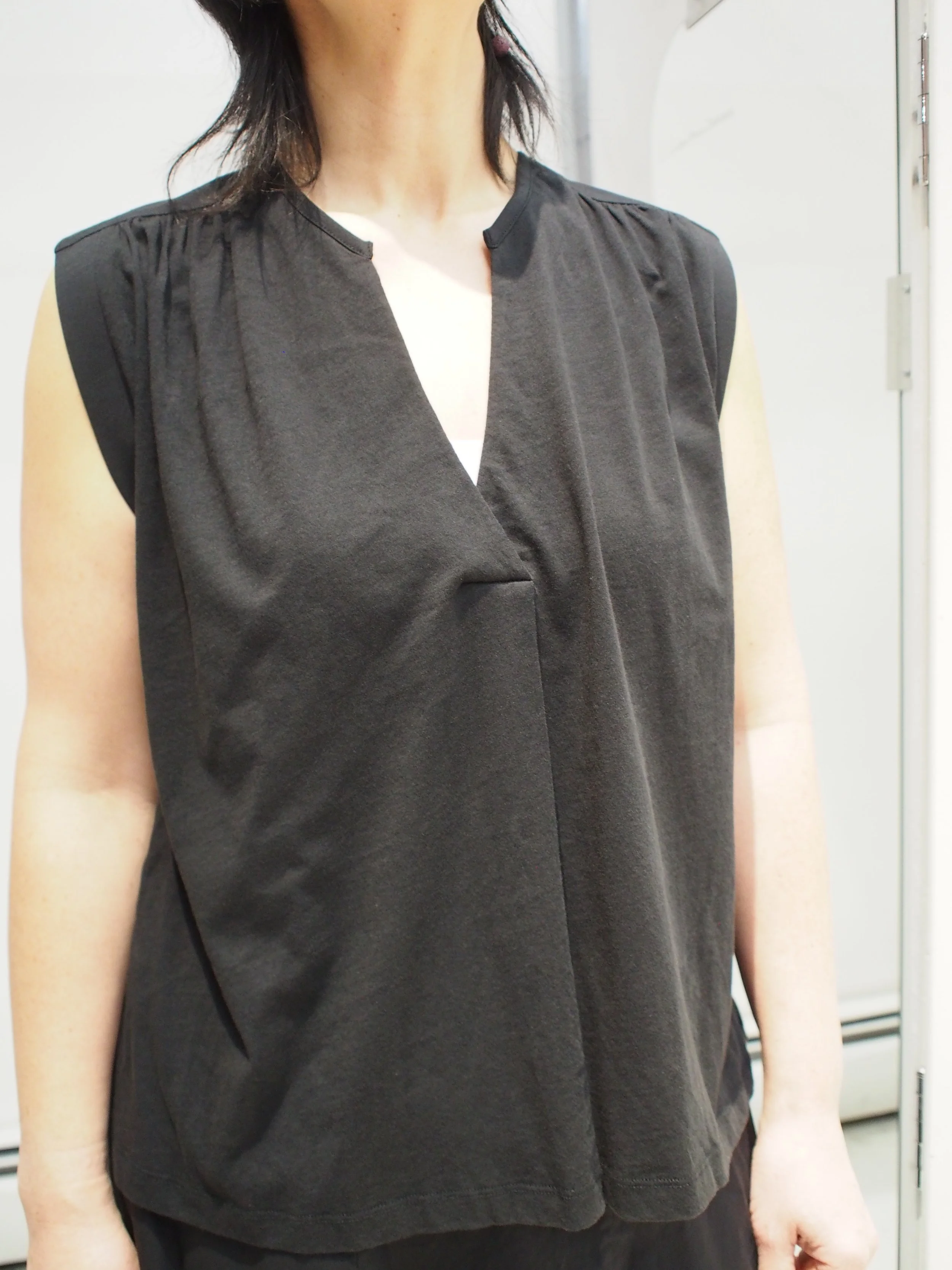 Scotch & Soda Pleat front drape V-neck top - Black