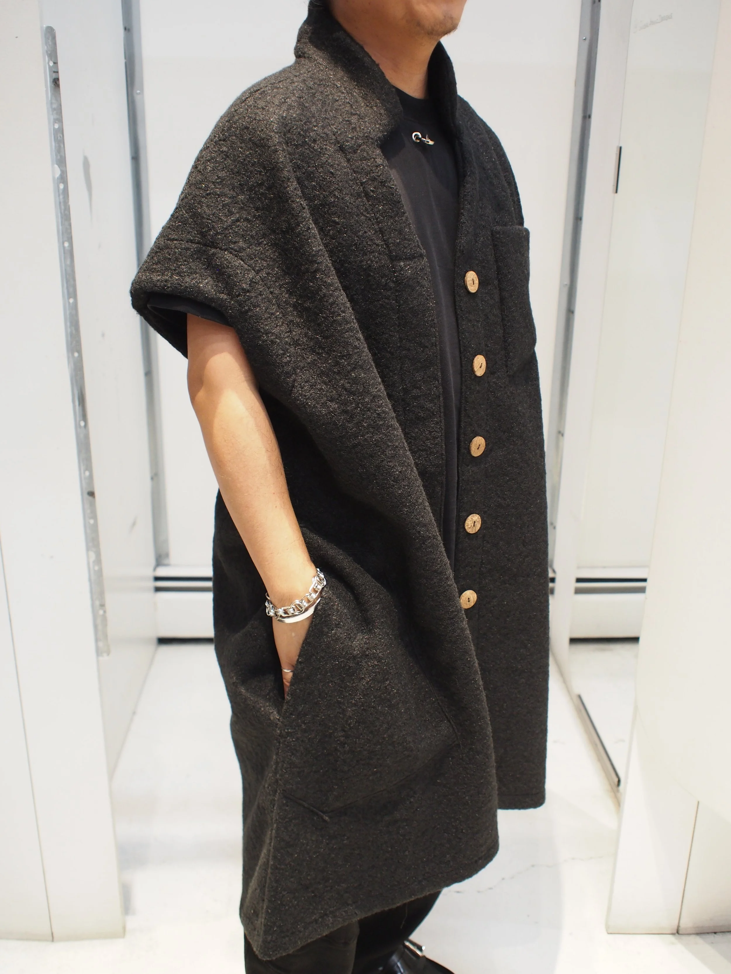 Lotus Eaters SATHER boiled wool  long duster gilet - Black