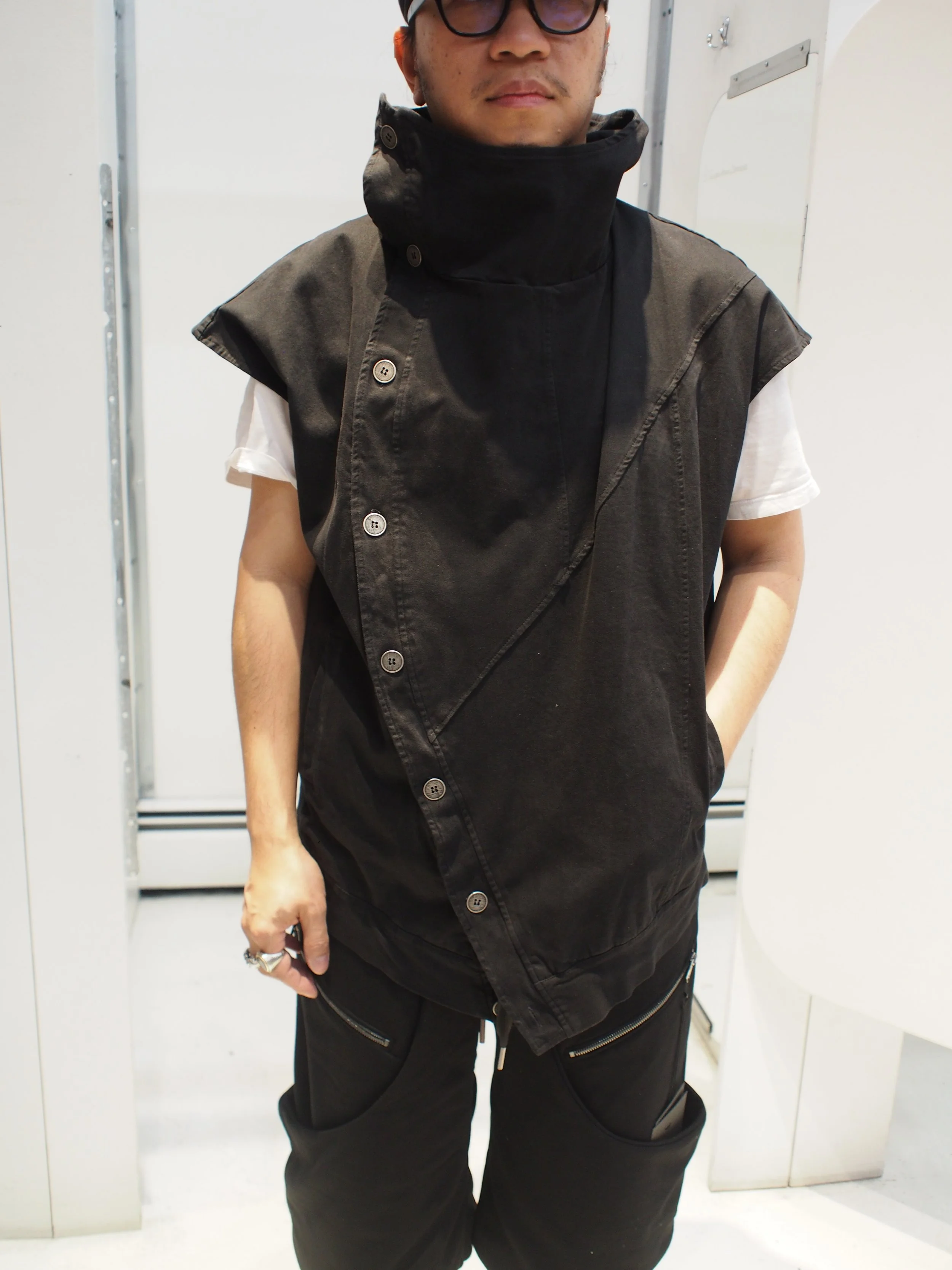 La Haine Inside Us 3B M1038 Hooded Asymmetrical Gilet - Tinted Black