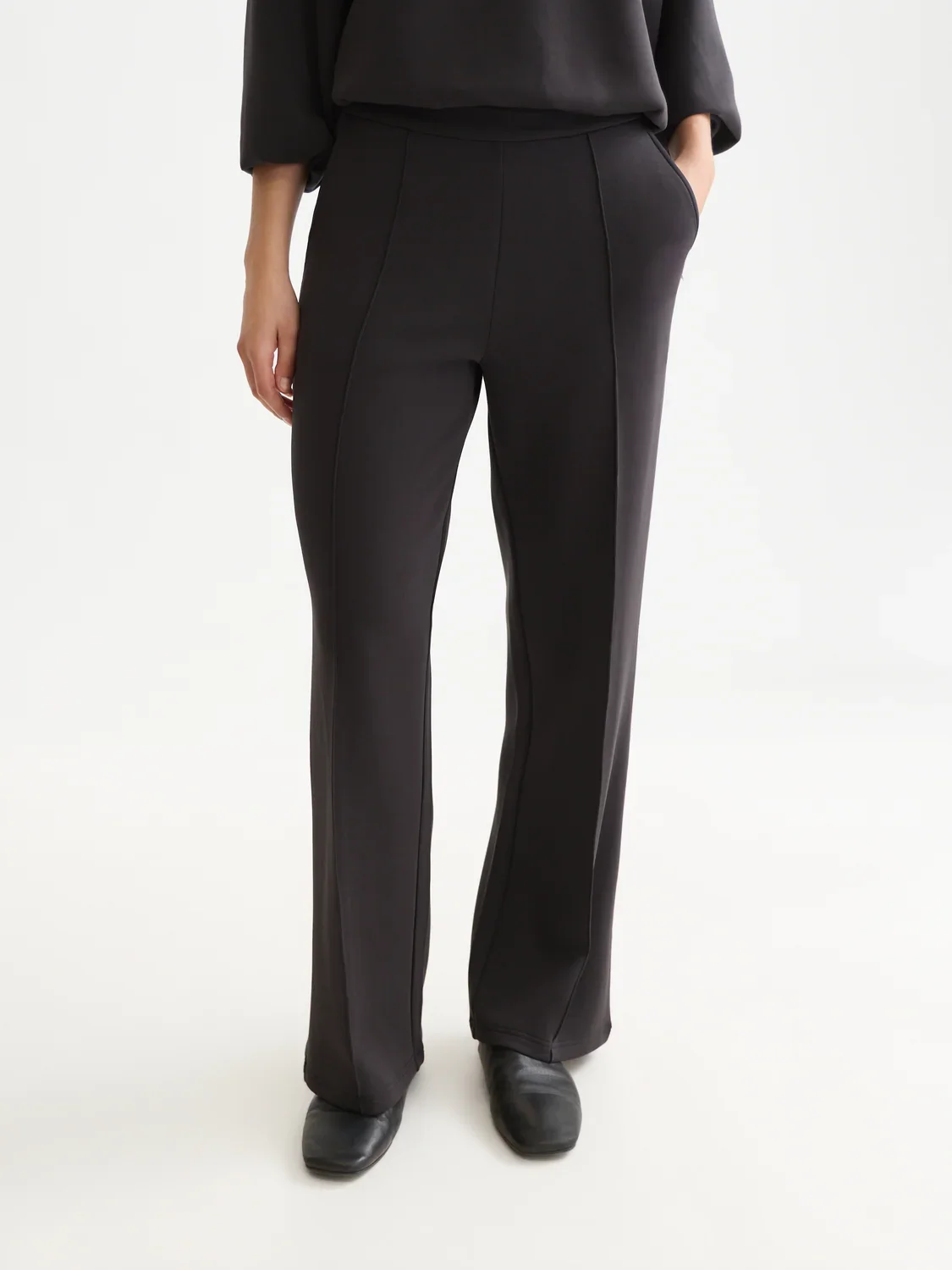 ULH01675F_U093_3M.webp