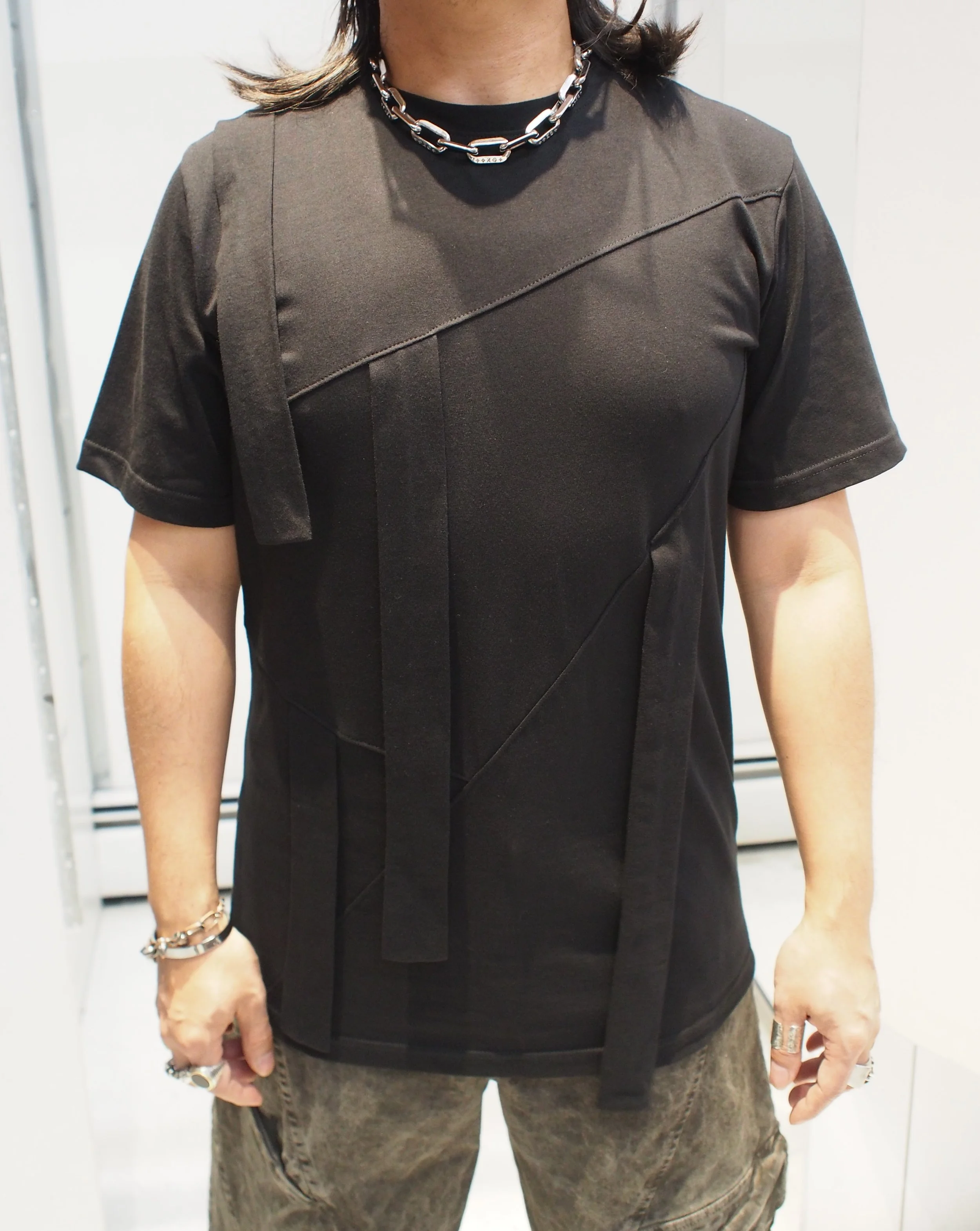 La Haine Inside Us 3M Strap ribbon S/S T-shirt - Black
