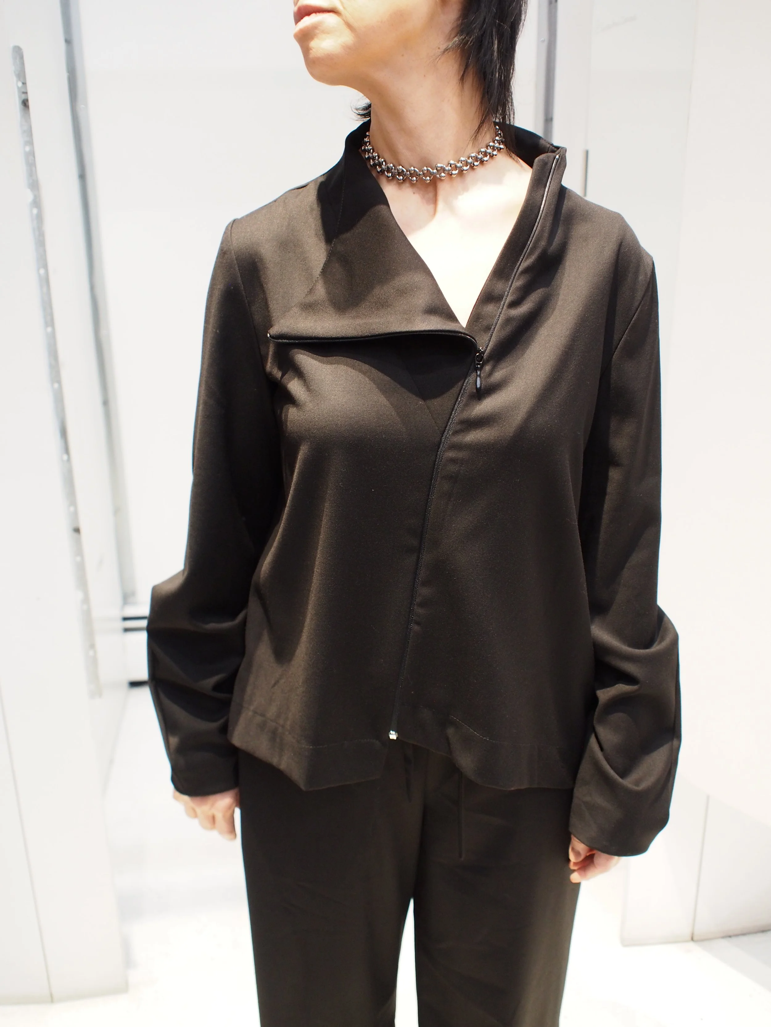 Lotus Eaters SANDER asymmetrical zip shirt jacket - Black