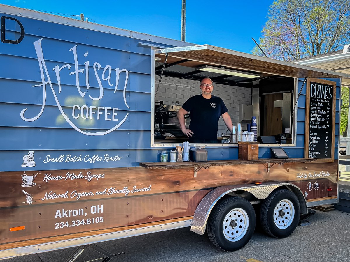 Introducing the Artisan Coffee Trailer! 🤩

We wanted to put equipment from a former location to good use, so we decided to repurpose it into a mobile coffee unit!

How will we use it? We are still figuring all that out, but we envision private event