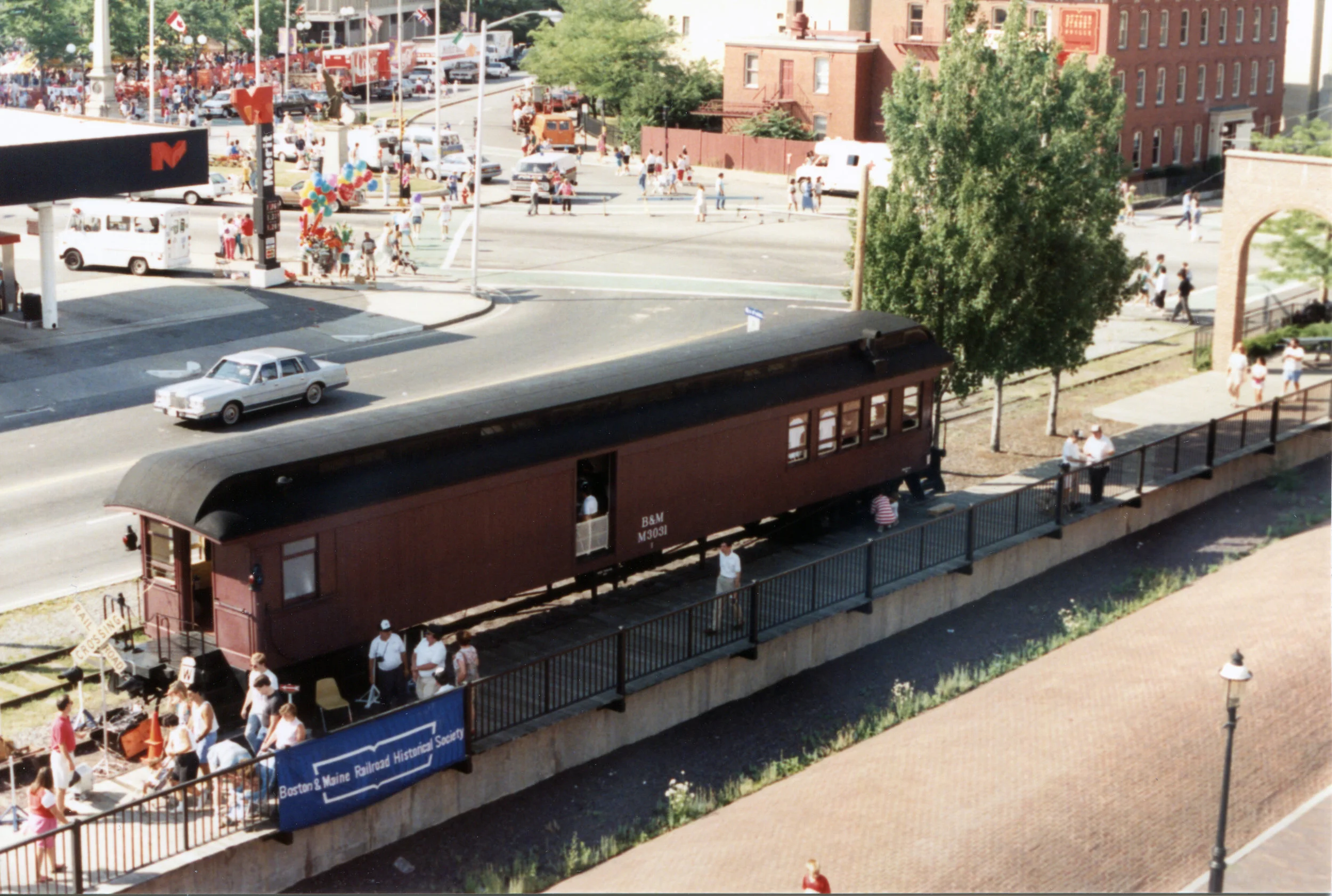 The combine shortly after opening, during the Lowell Folk Festival in 1993.