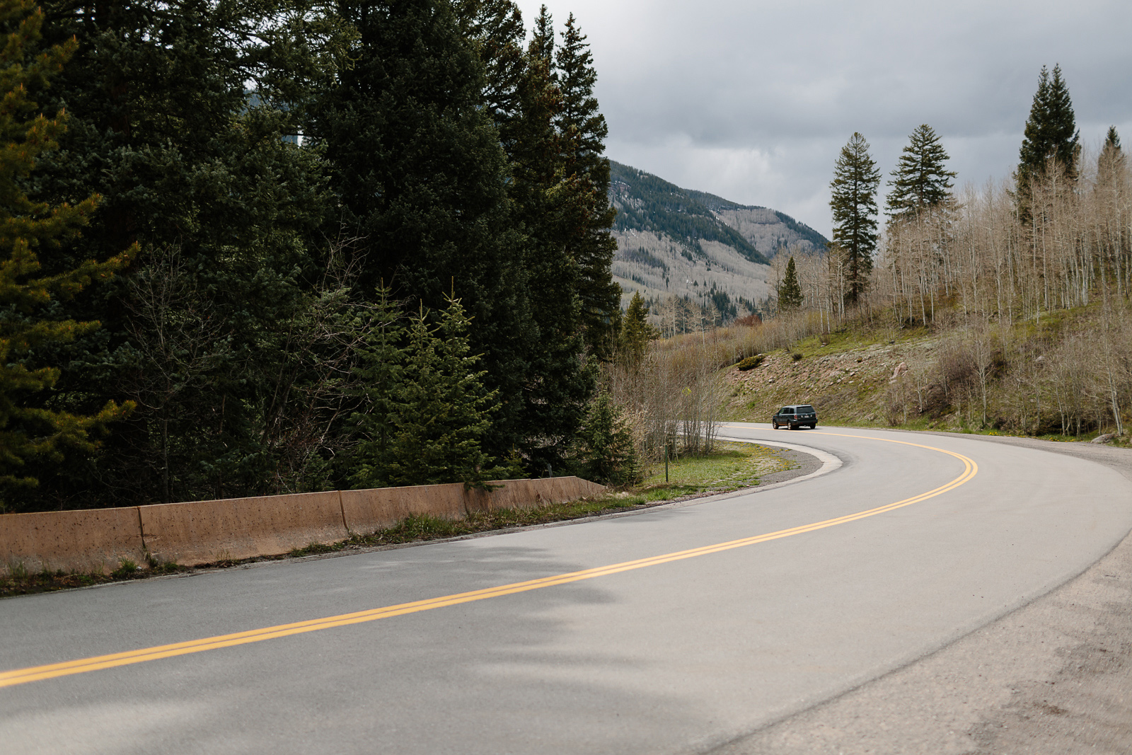 081-vail-elopement-photographer-chris-and-tara.jpg