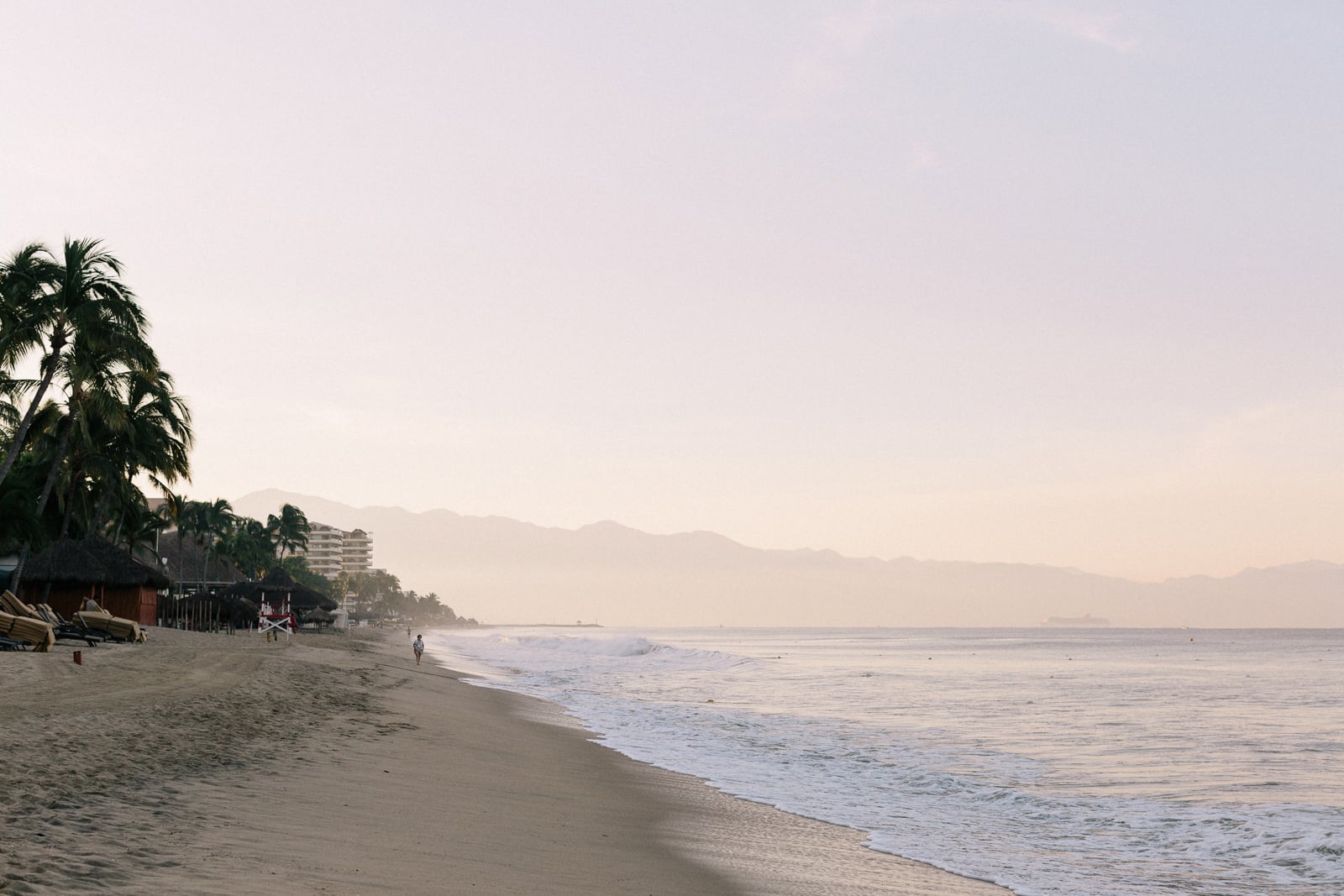 024-puerto-vallarta-destination-wedding-photographer.jpg