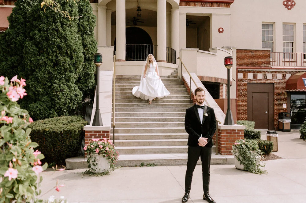 Detroit-Yacht-Club-Wedding-Photographer-23.jpg