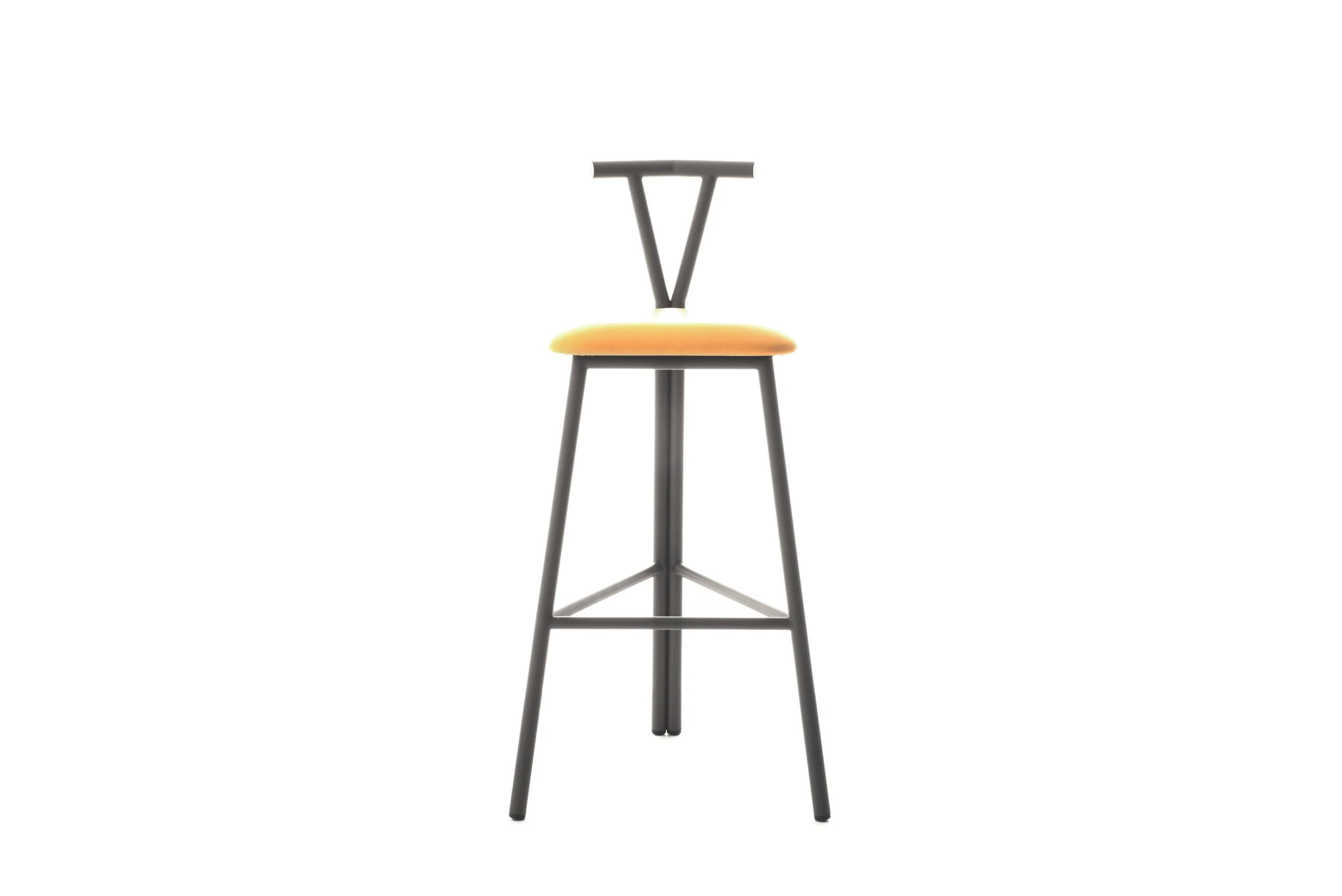 Trident Grey Front 3730.jpg