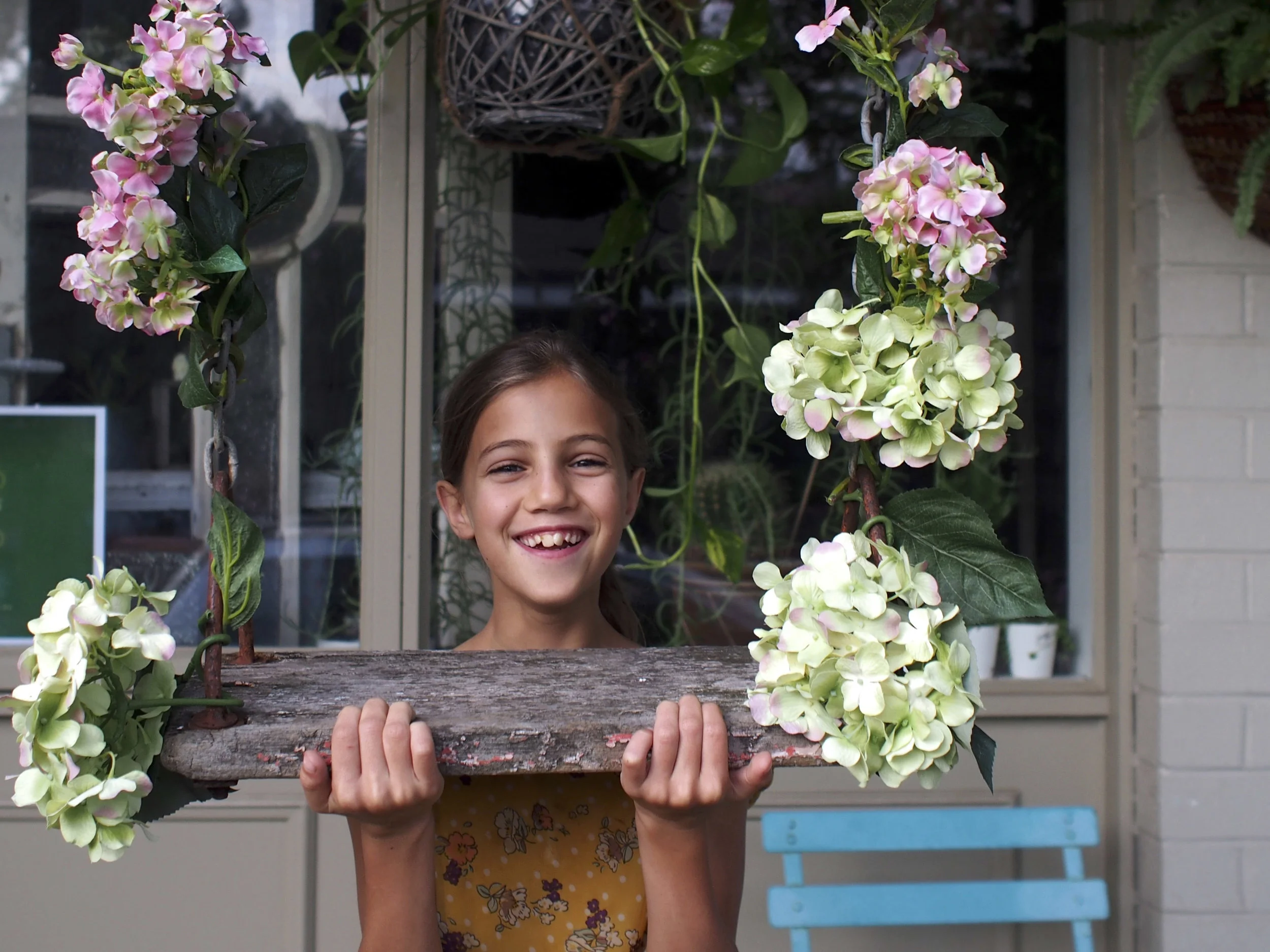 and her daughter, the budding photographer Nushi