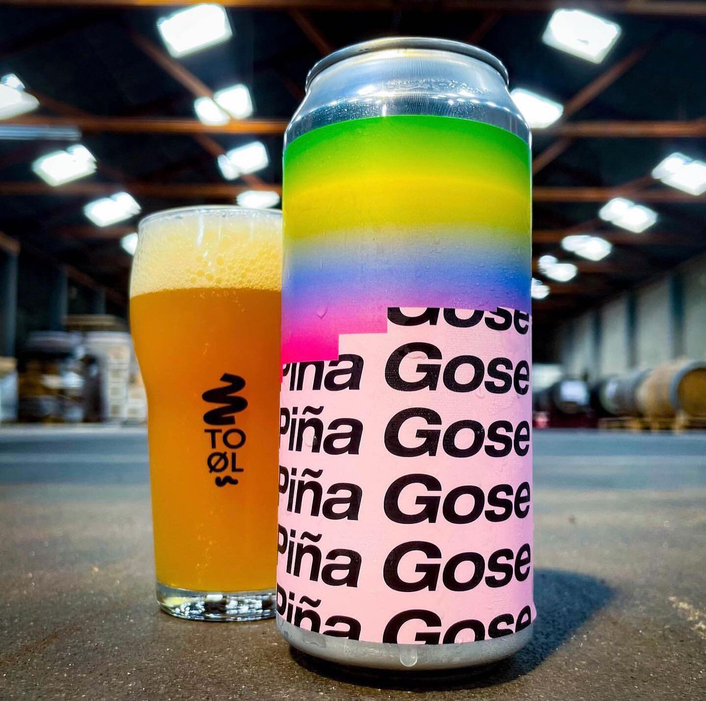 Made for weather like today&rsquo;s! 🌞 

𝐏𝐢𝐧̃𝐚 𝐆𝐨𝐬𝐞 🍍☀️🏝⛱
A tart Gose brewed with pineapple juice and hops with beautiful coconut aromatics 🥥🥥

Ready for delivery 🚚 next week