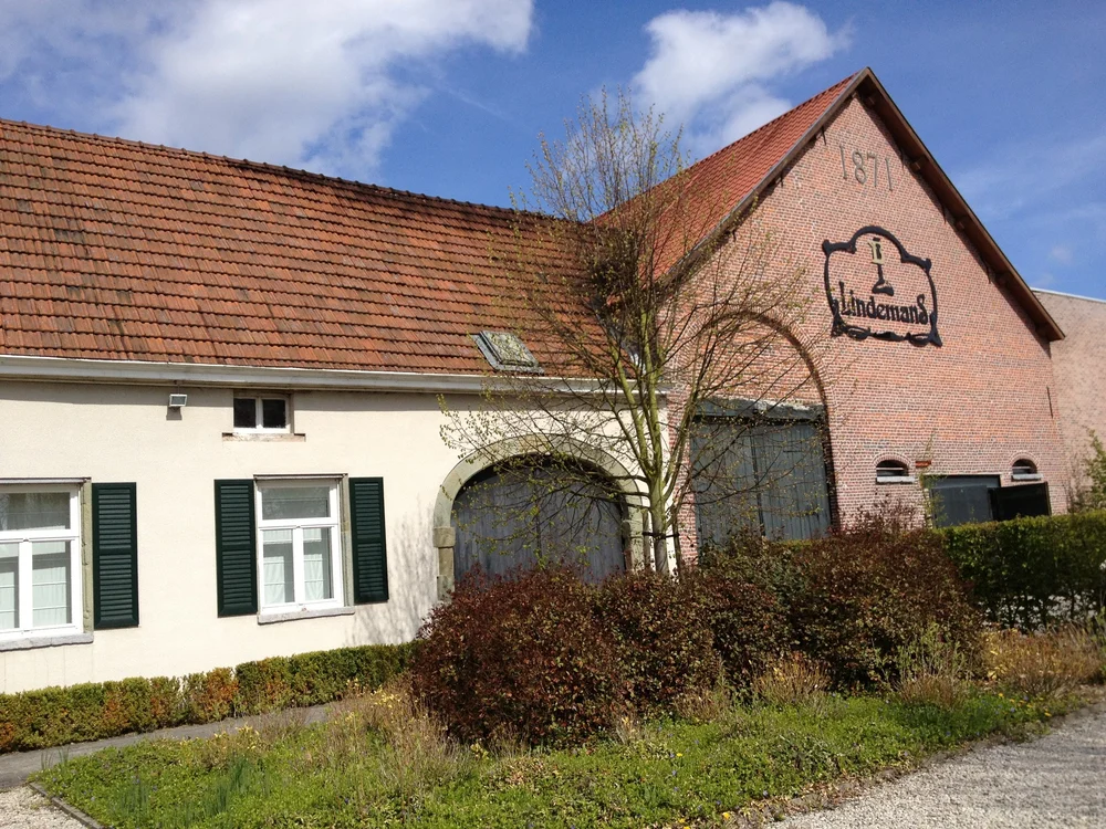 Front of brewery.JPG