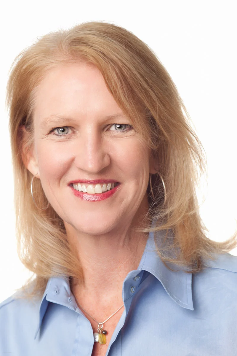 headshots_web_071.jpg