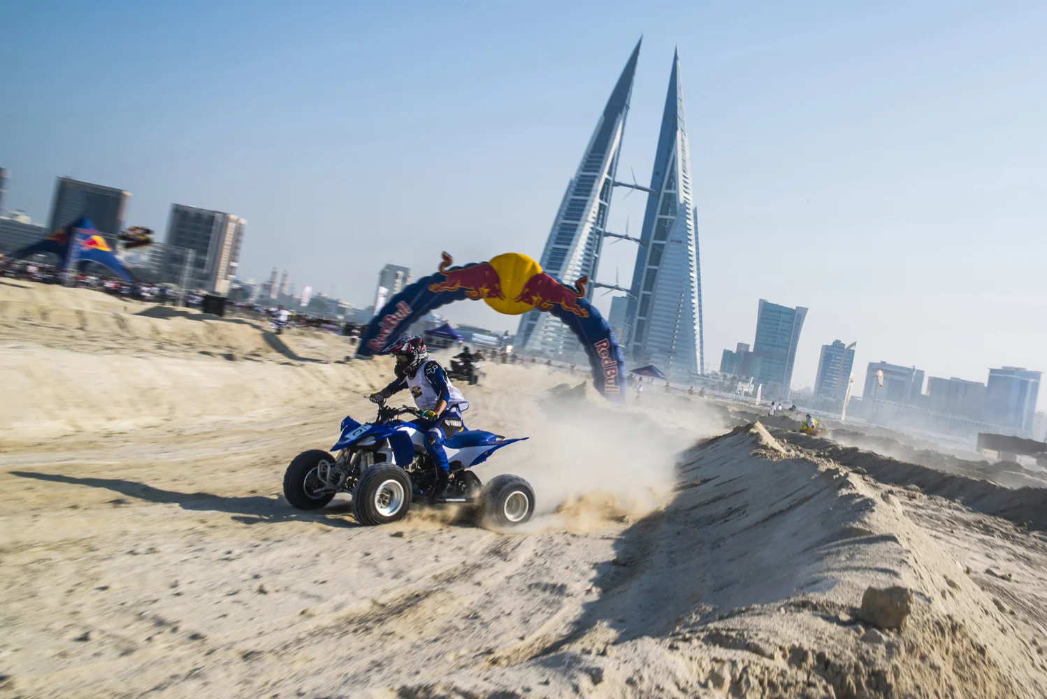 Red Bull Bar Bahr 2016 1 - Ali Haji.jpg