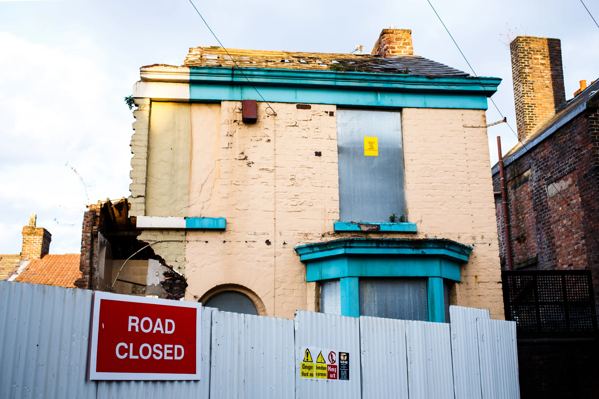 April 2013 - a house gets taken apart.
