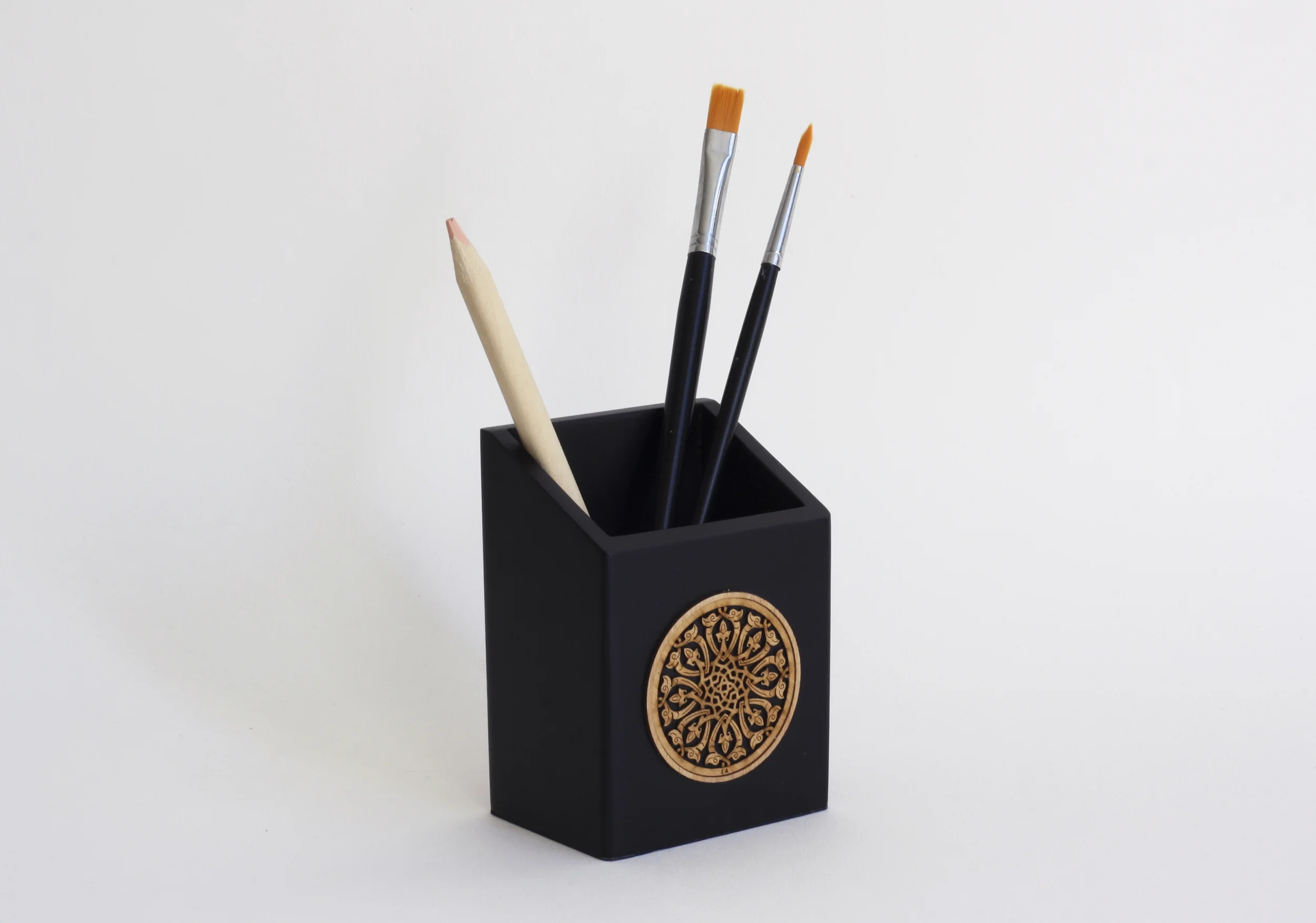 Desk-30.jpg