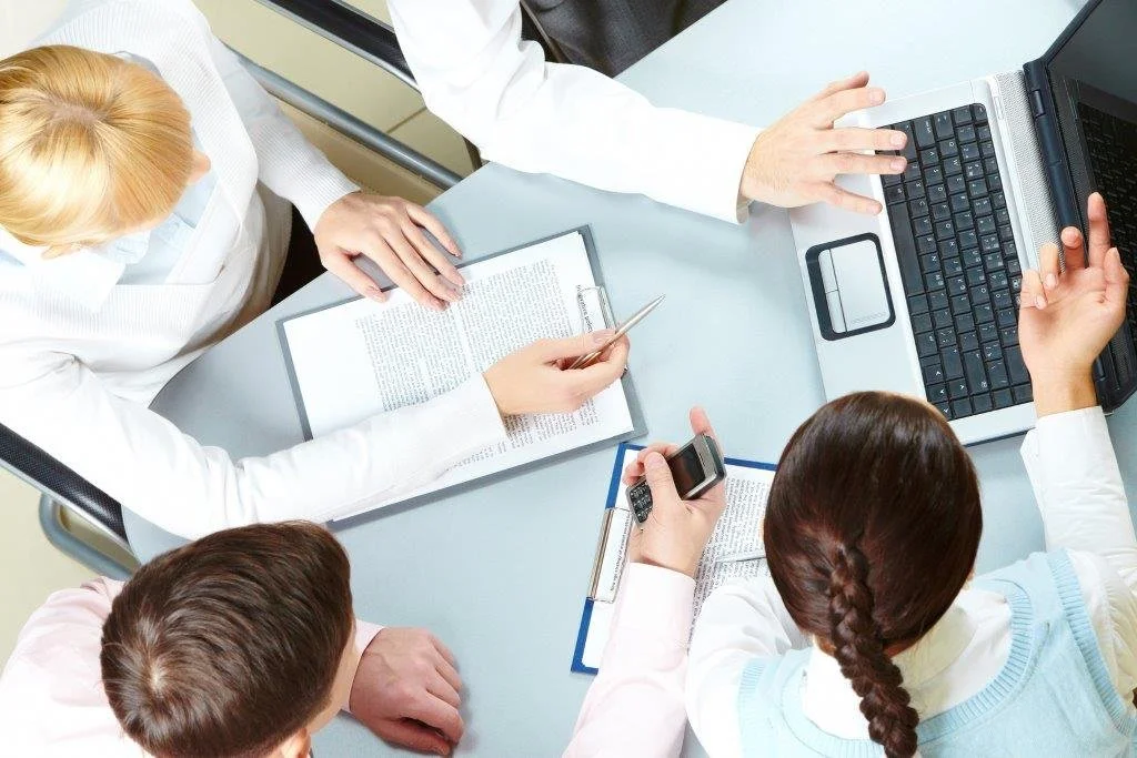 Expand Faster &amp; Easier with a PEO
