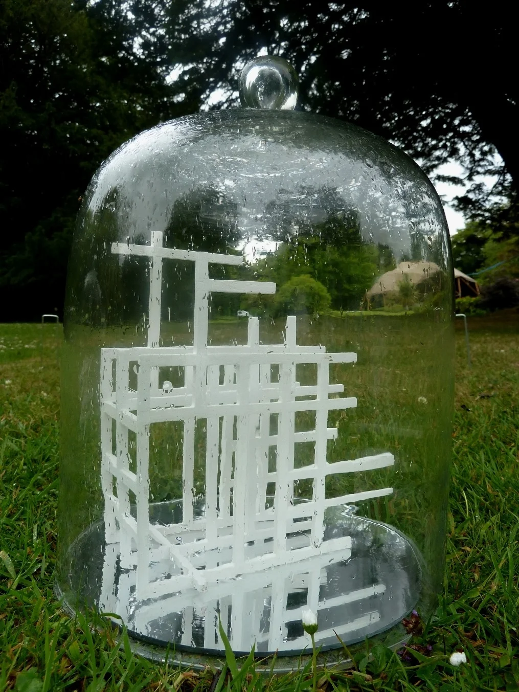 Enclosure (2016)