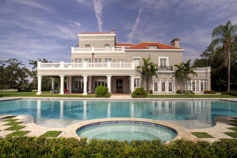 Mansion-en-Miami-Florida.jpg