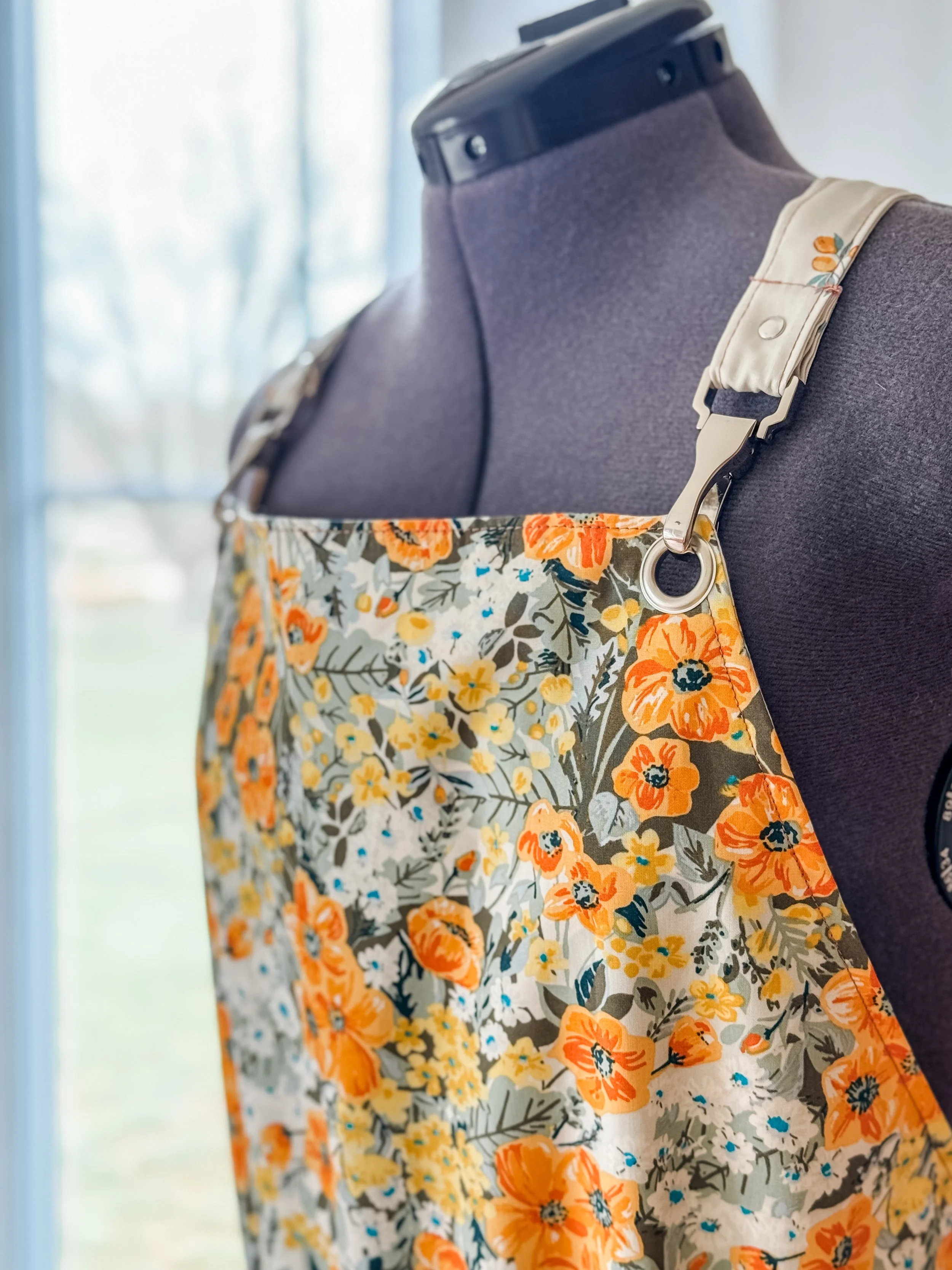 Reversible Apron_Dressform-2.jpg