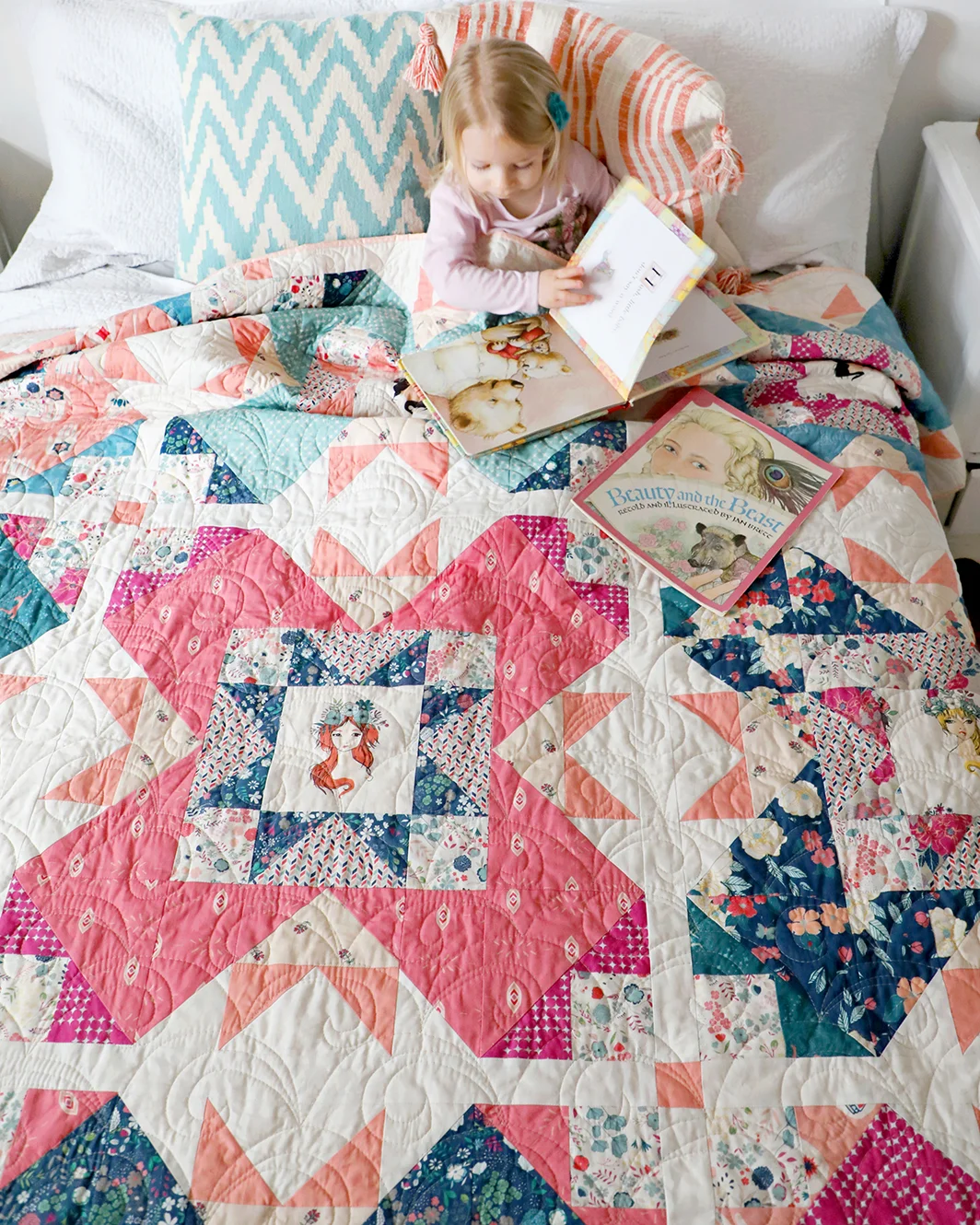 Castle Garden quilt pattern by Sharon Holland