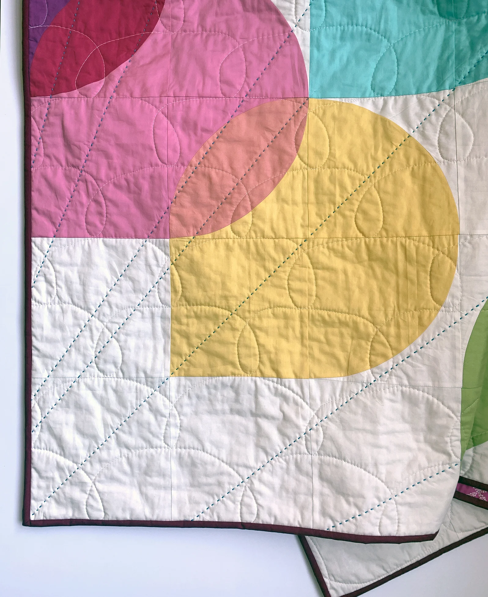 Hold Tight Quilt Quilting.jpg