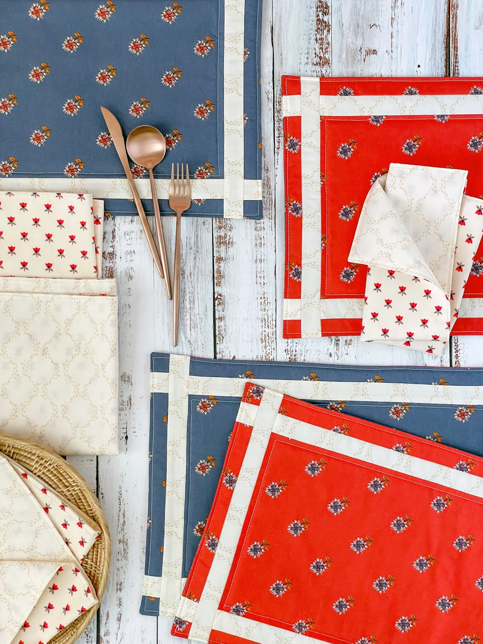 Twofold Reversible Placemats and Napkins_4.JPG