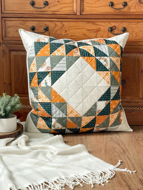 "Wreath” is a Free Thanksgiving Quilted Pillow Pattern Pattern designed by & from Sharon Holland Designs!