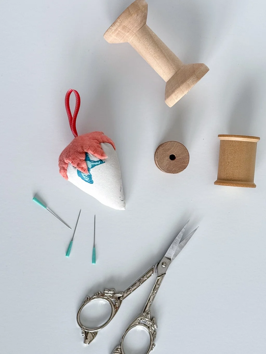 Strawberry Pincushion-19.jpg