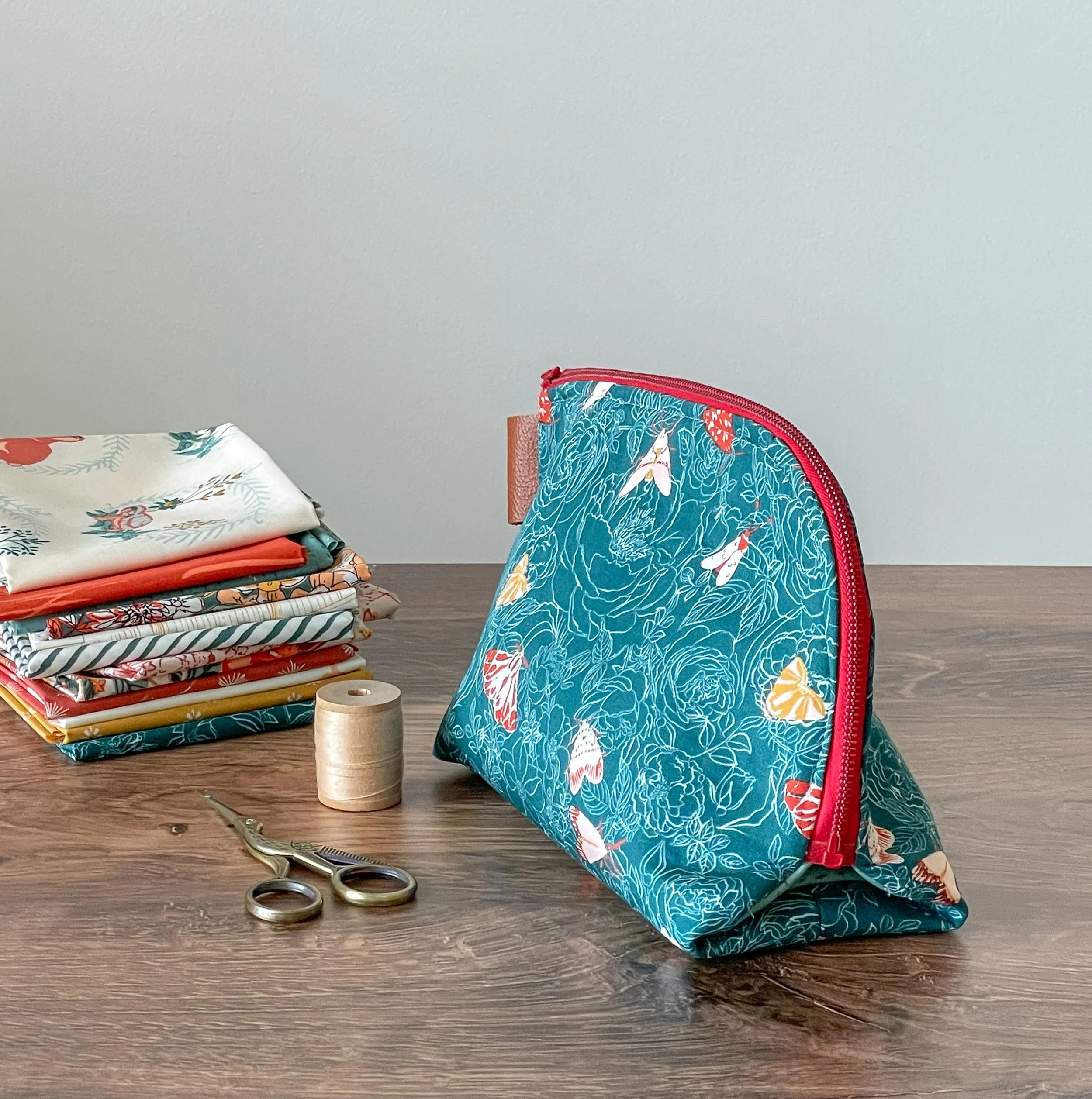 Sharon Holland Sewing Bag Contents-16.jpg