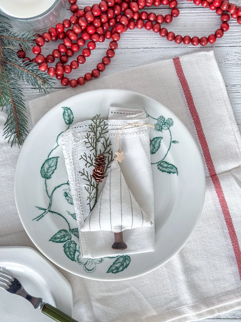 Spool Tree Ornaments.jpg