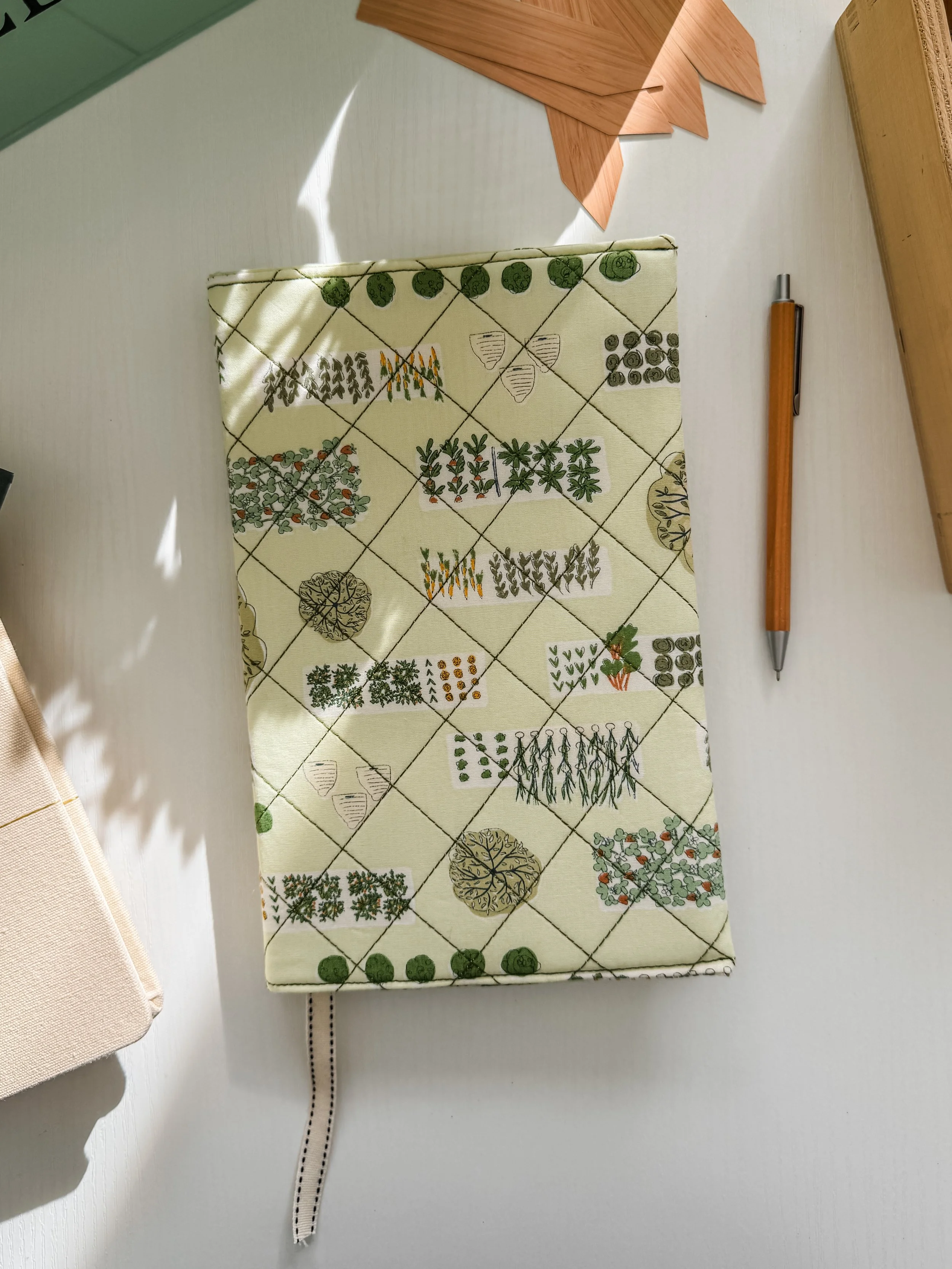 Potager Journal Cover_thumbnail-06.jpg