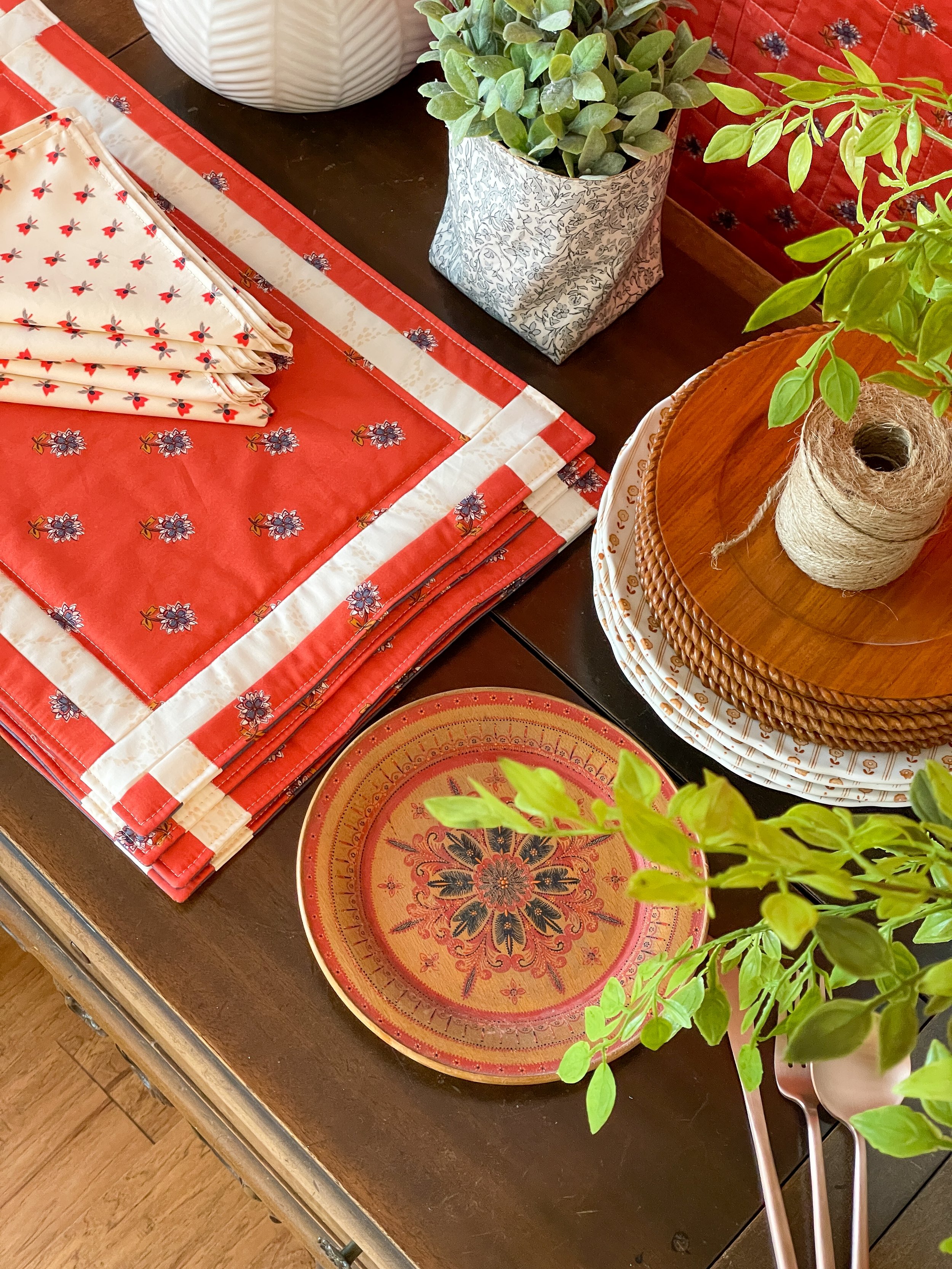 Table Linens - Find What You Love